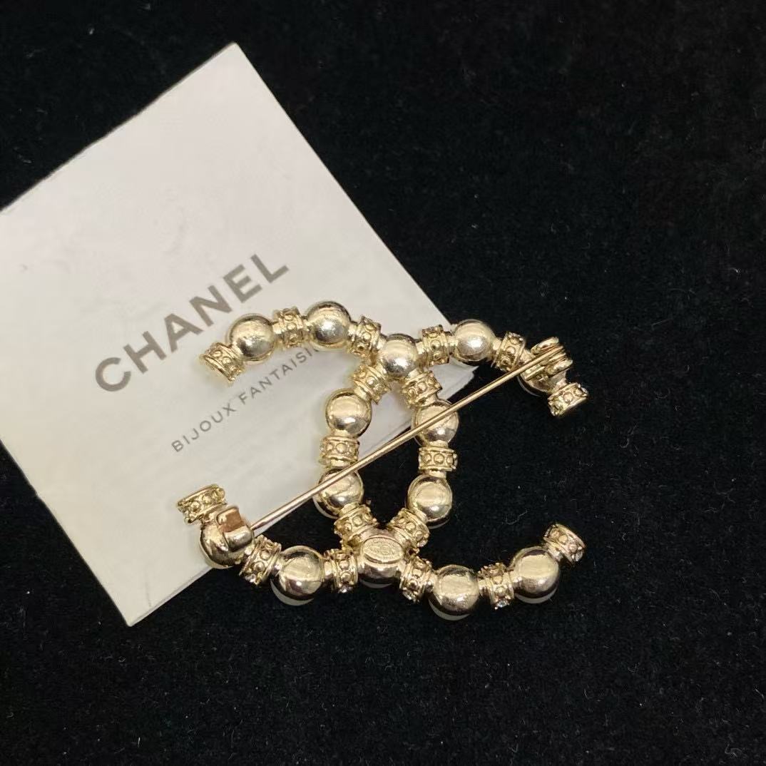 CHANE1 ダブルC パールブローチ【50％割引+送料無料】