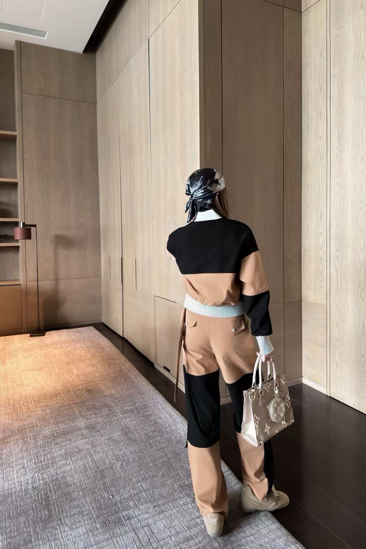 LVカラーブロックジップアップジャケットとパンツのツーピースセット【50％割引+送料無料】