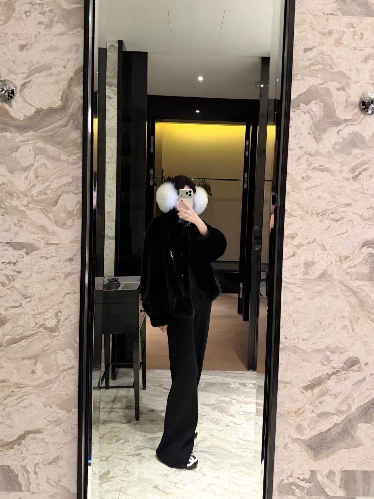 CHANE1 ダブルC ファージャケット【50％割引+送料無料】