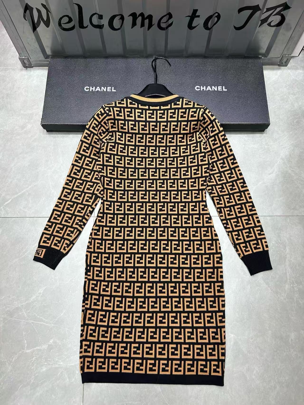 FEND1FF ウールドレス【50％割引+送料無料】