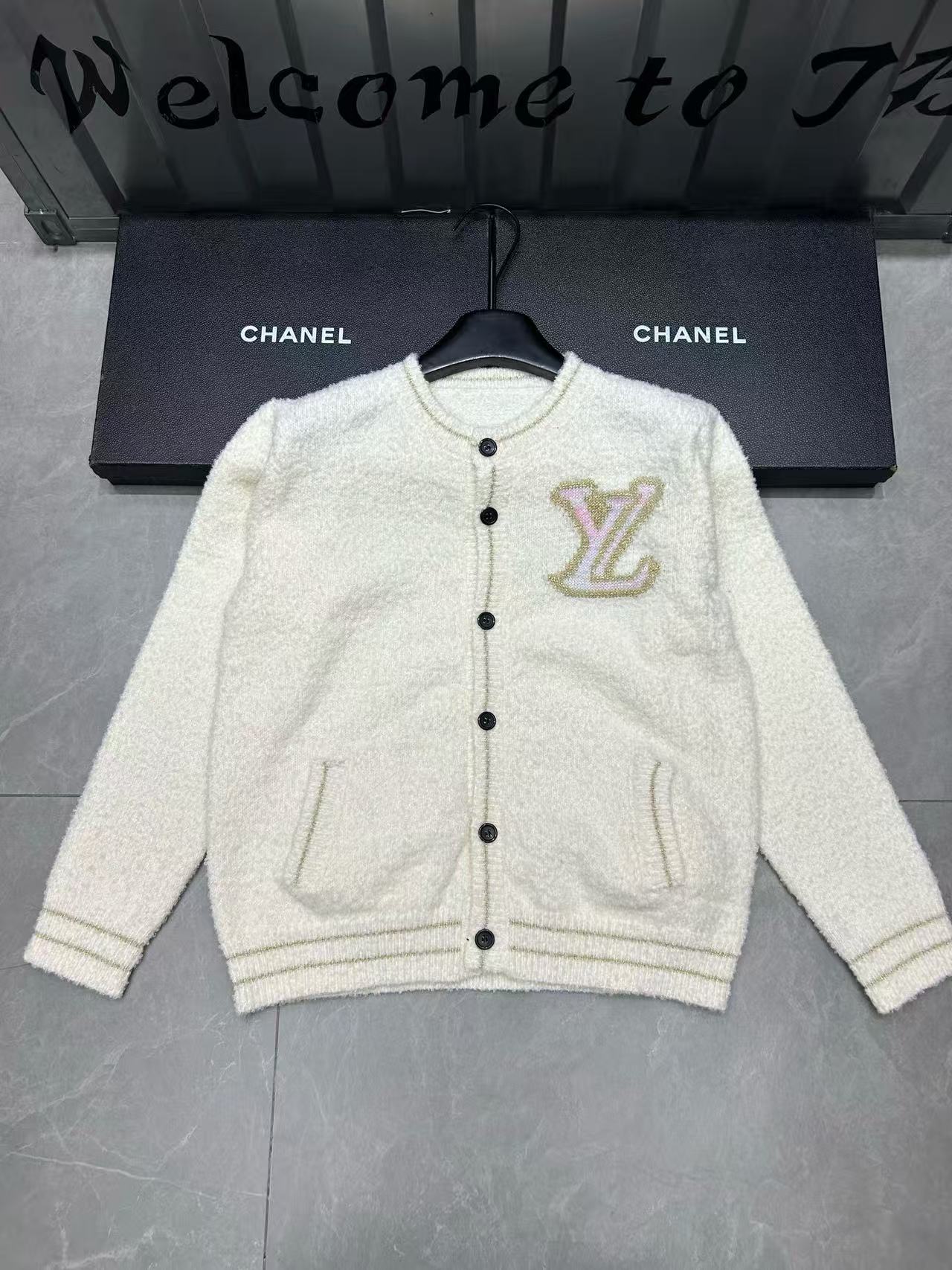 LVミニマリストロゴウールカーディガン【50％割引+送料無料】