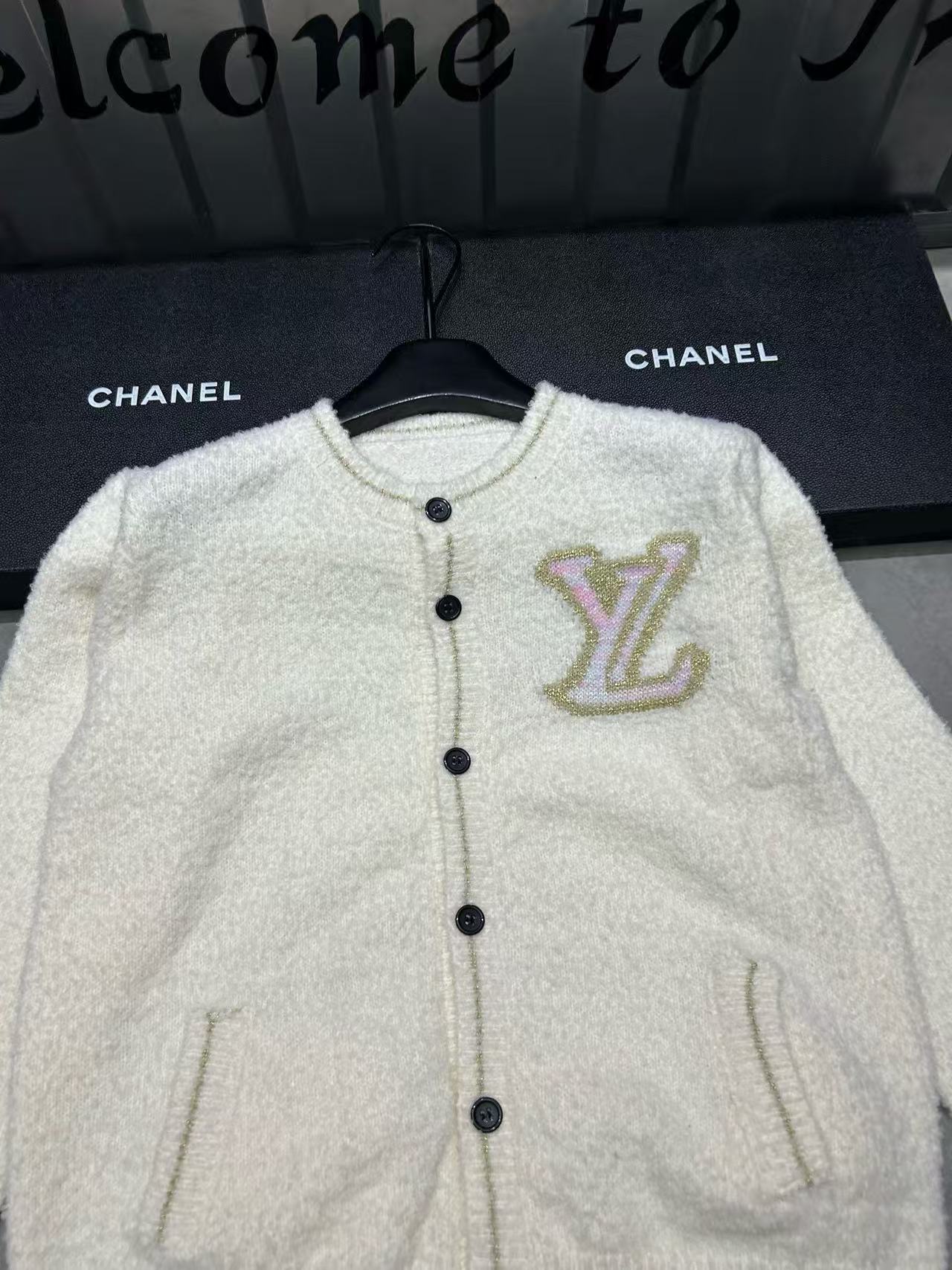 LVミニマリストロゴウールカーディガン【50％割引+送料無料】