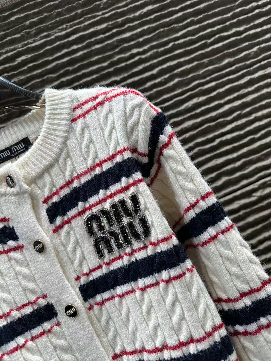 M1UM1U カラーブロックウールカーディガン【50％割引+送料無料】