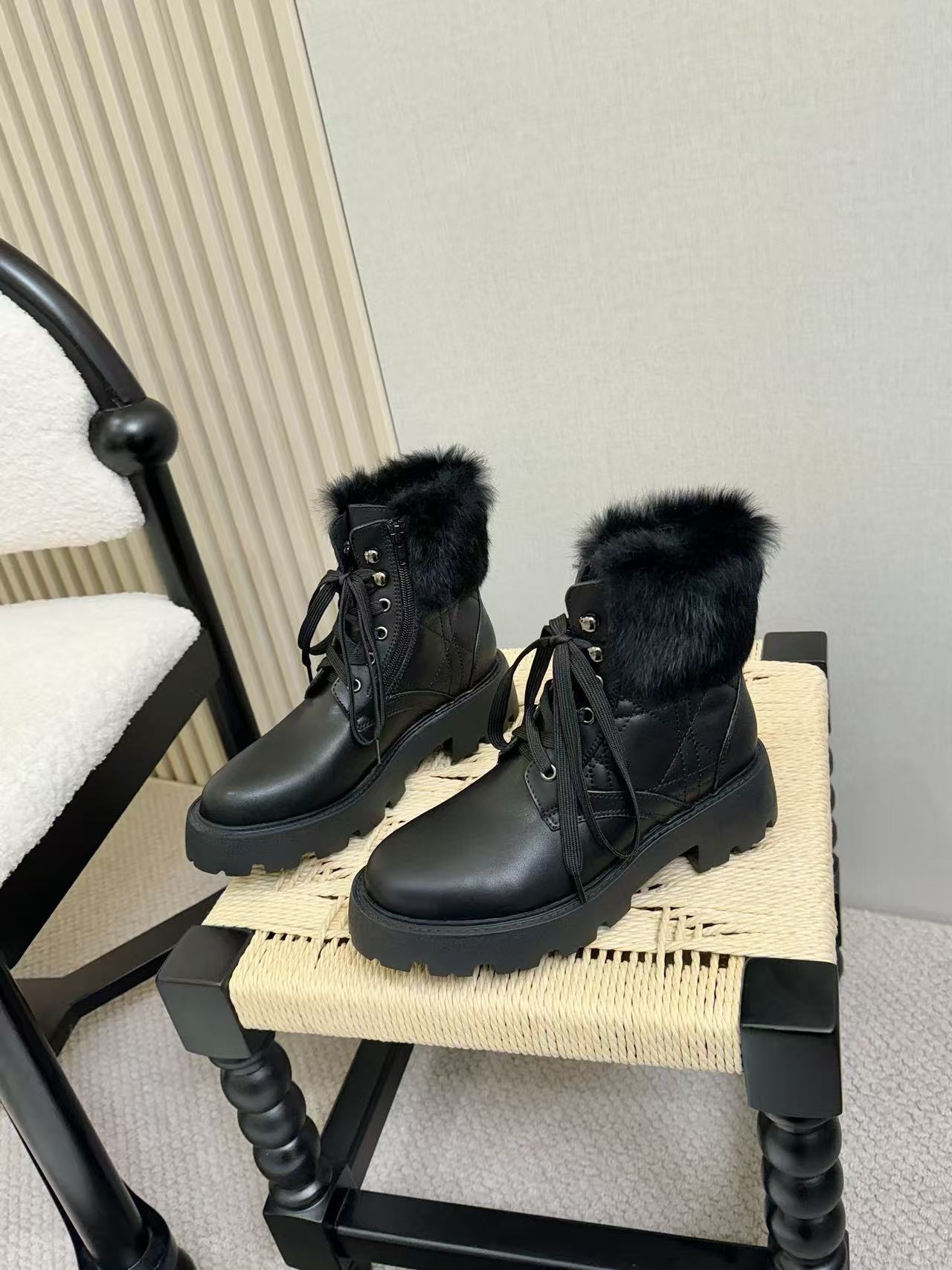 DIOR 上質な贅沢なレースアップレザーアンクルブーツ【50％割引+送料無料】