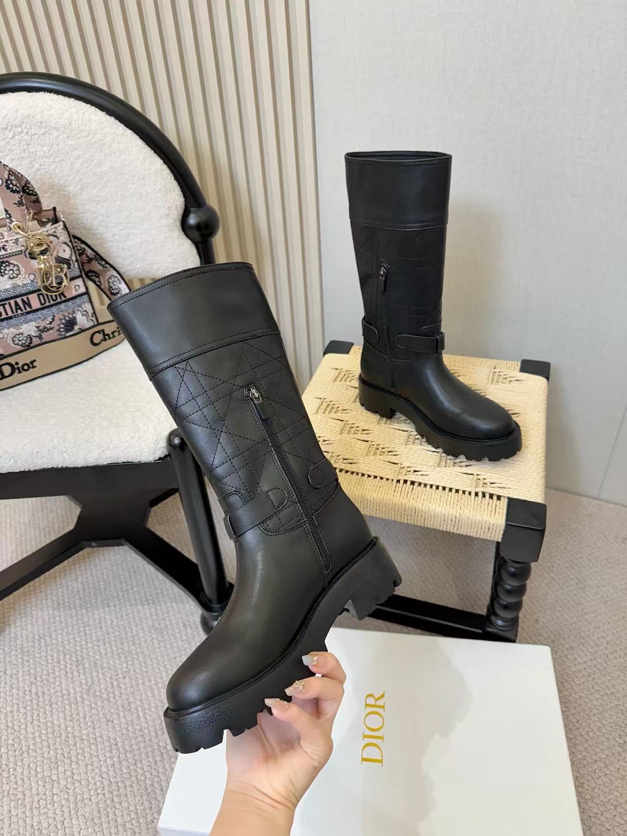 DIOR 高品質レターレザー ハイブーツ【50％割引+送料無料】