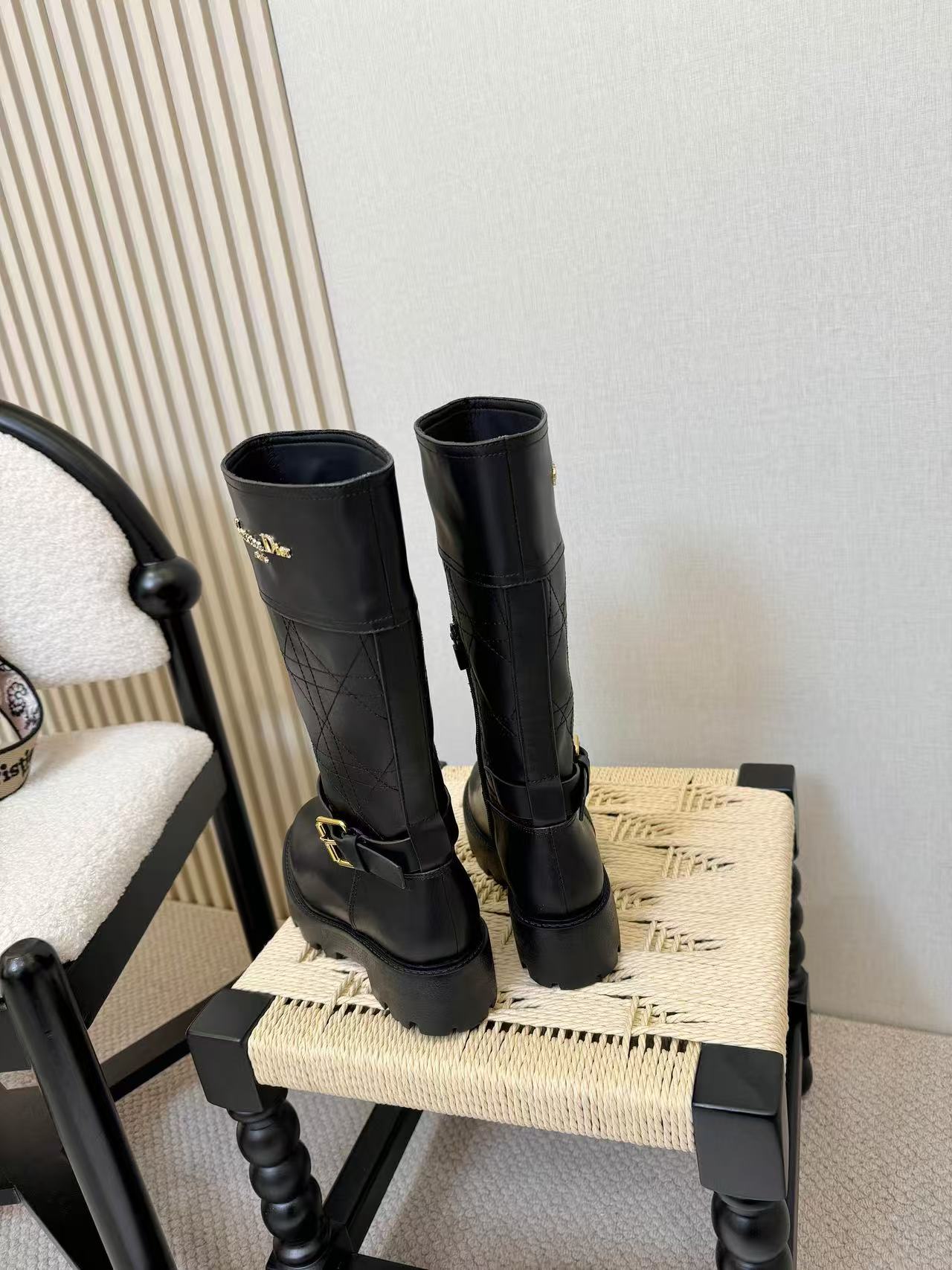 DIOR 高品質レターレザー ハイブーツ【50％割引+送料無料】