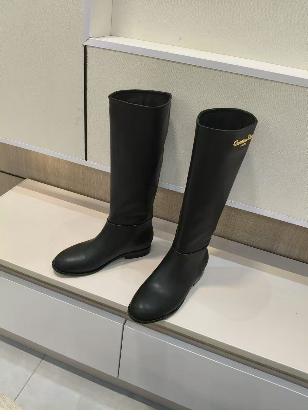 DIOR 高品質シンプルレターカウハイドサイハイブーツ【50％割引+送料無料】