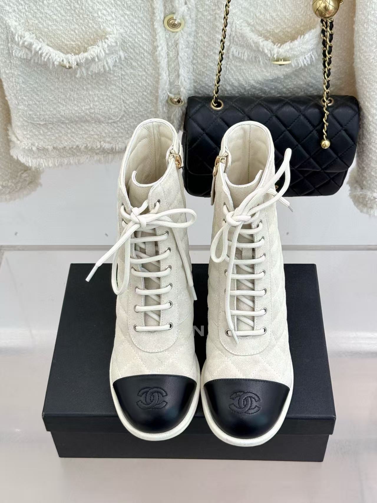 CHANE1 高品質ダブルCチャンキーヒールアンクルブーツ【50％割引+送料無料】