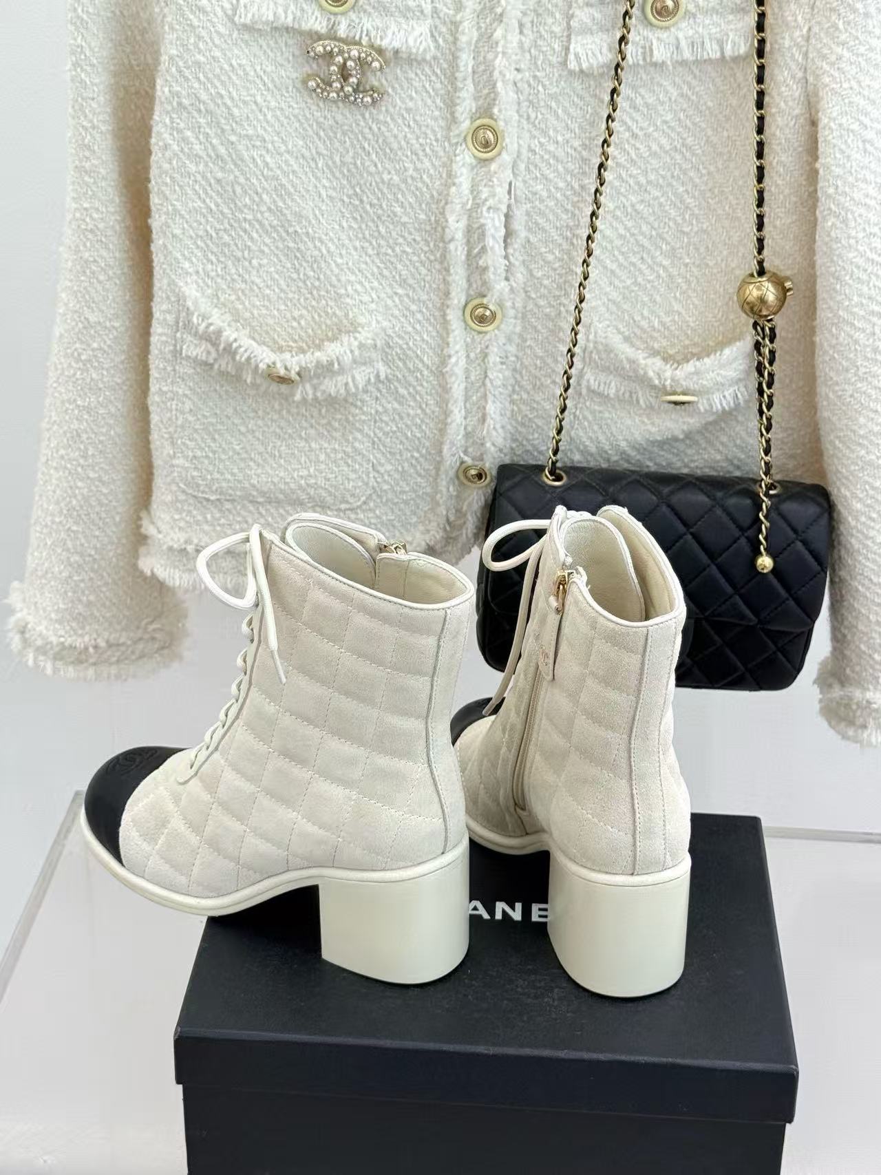 CHANE1 高品質ダブルCチャンキーヒールアンクルブーツ【50％割引+送料無料】