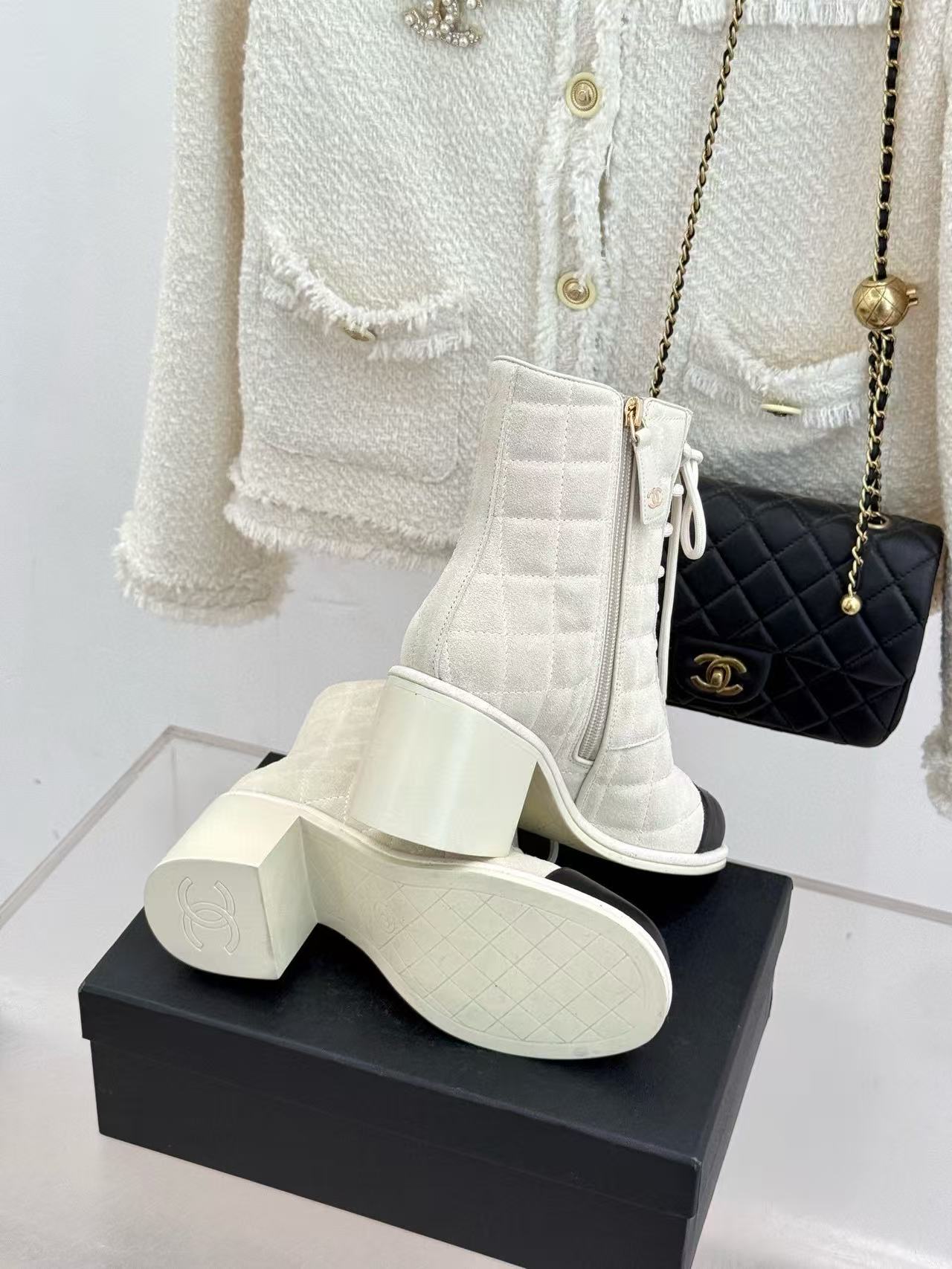 CHANE1 高品質ダブルCチャンキーヒールアンクルブーツ【50％割引+送料無料】