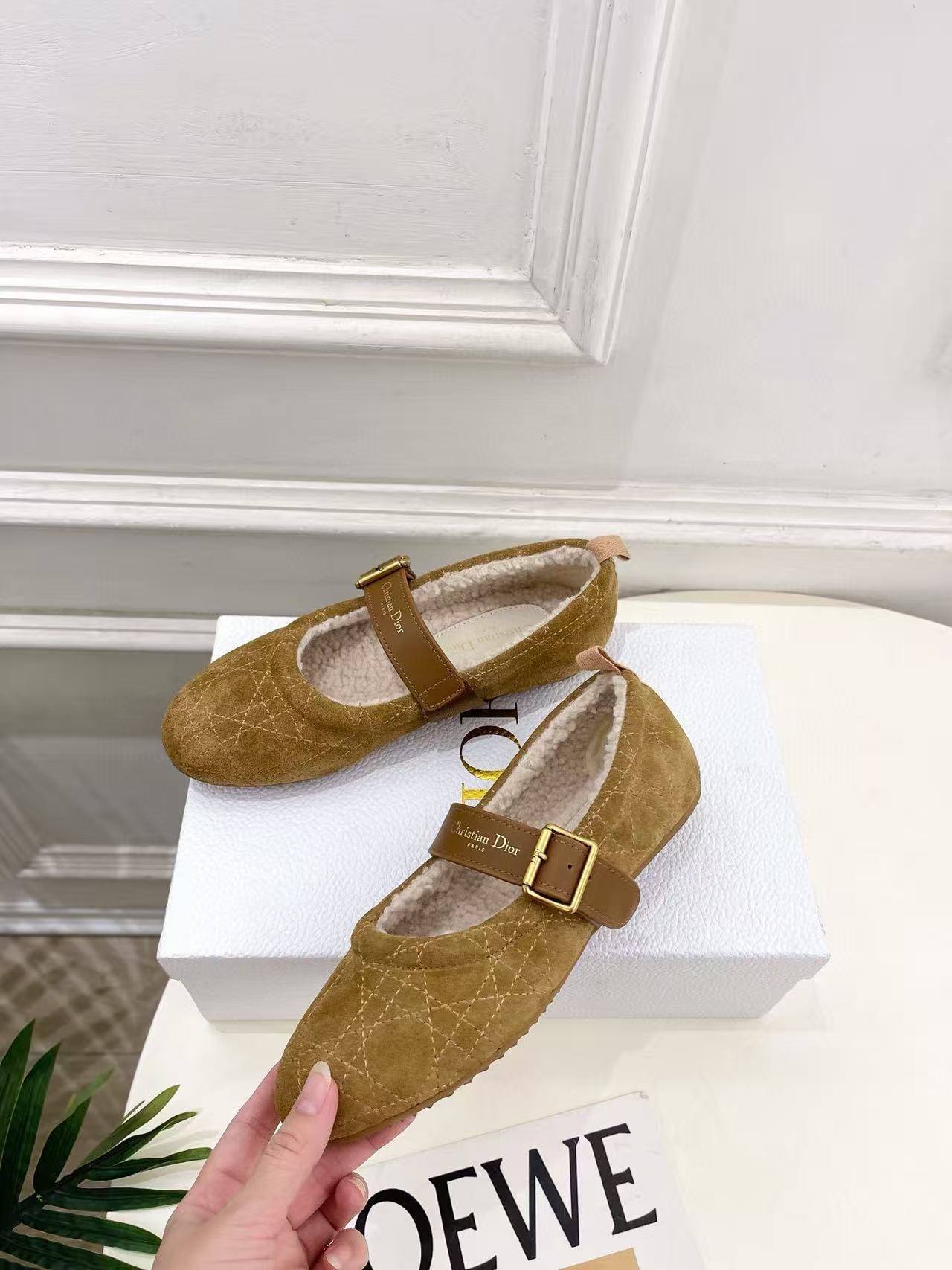 DIOR 高品質チェック柄ウールフラットシューズ【50％割引+送料無料】