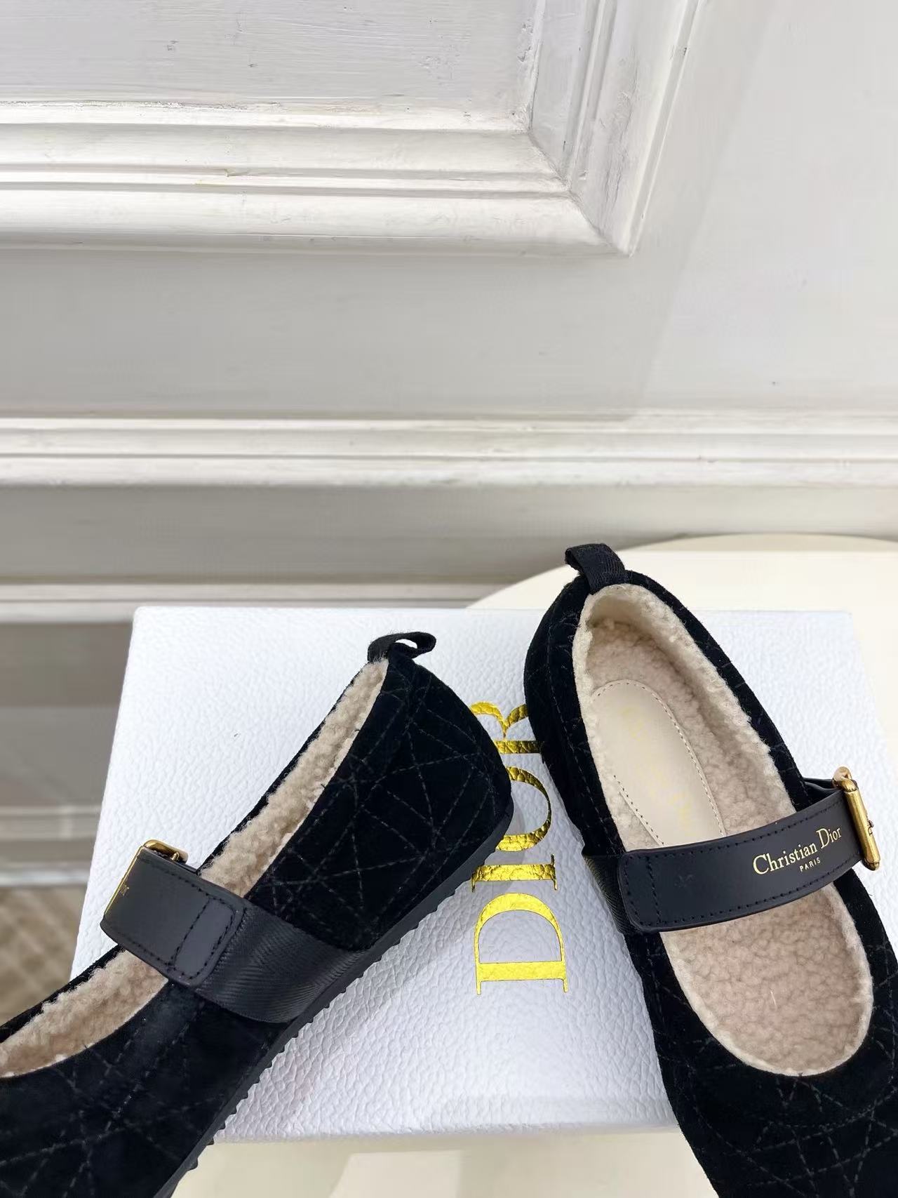 DIOR 高品質チェック柄ウールフラットシューズ【50％割引+送料無料】