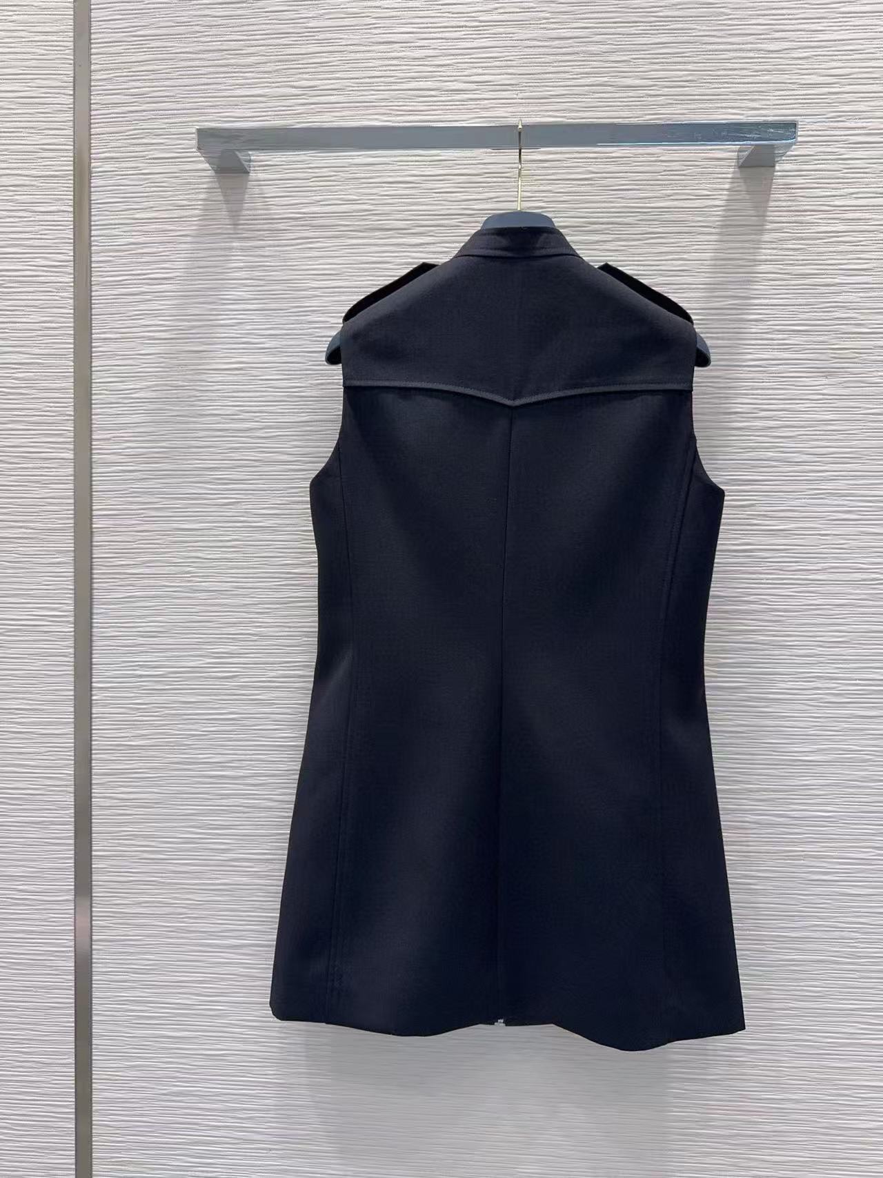 LVジッパーノースリーブドレス【50％割引+送料無料】