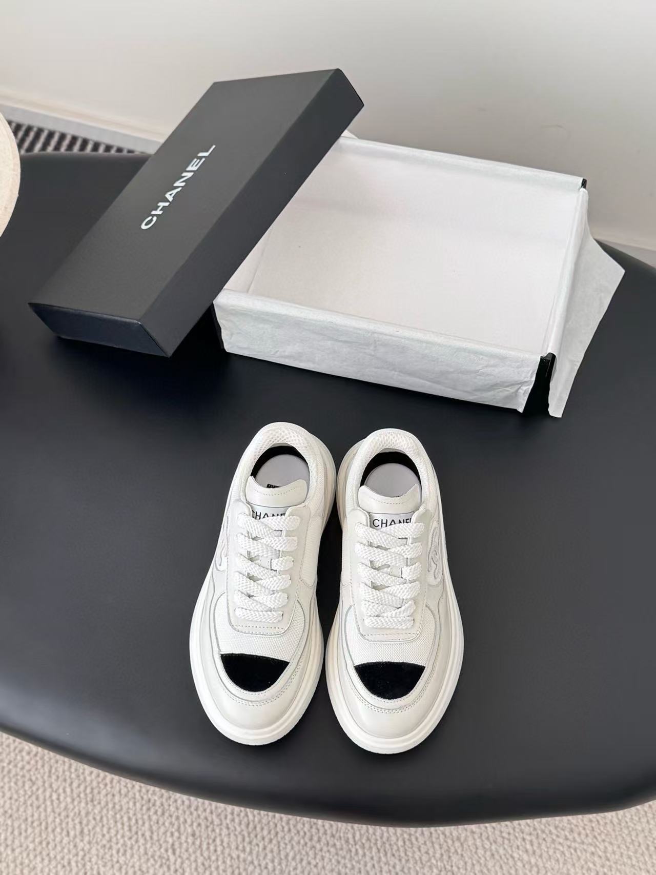 CHANE1 高品質ダブルCカジュアルシューズ【50％割引+送料無料】