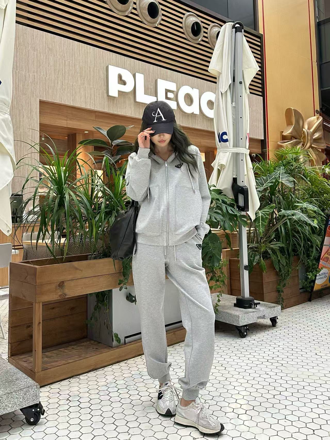 PR4DAトライアングルロゴ フード付きジャケット + パンツ ツーピースセット【50％割引+送料無料】