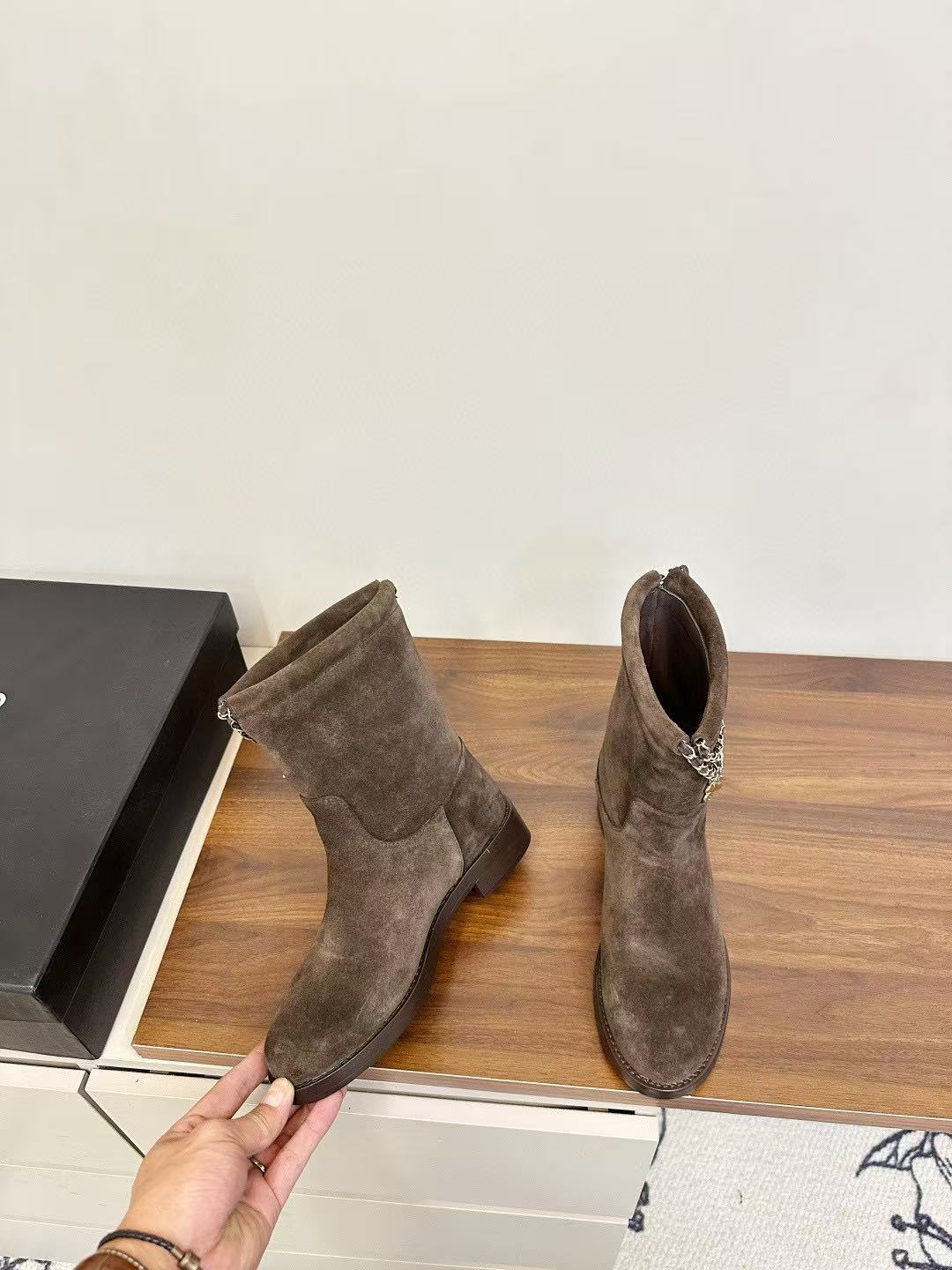 CHANE1 高品質チェーンディアレザーアンクルブーツ【50％割引+送料無料】