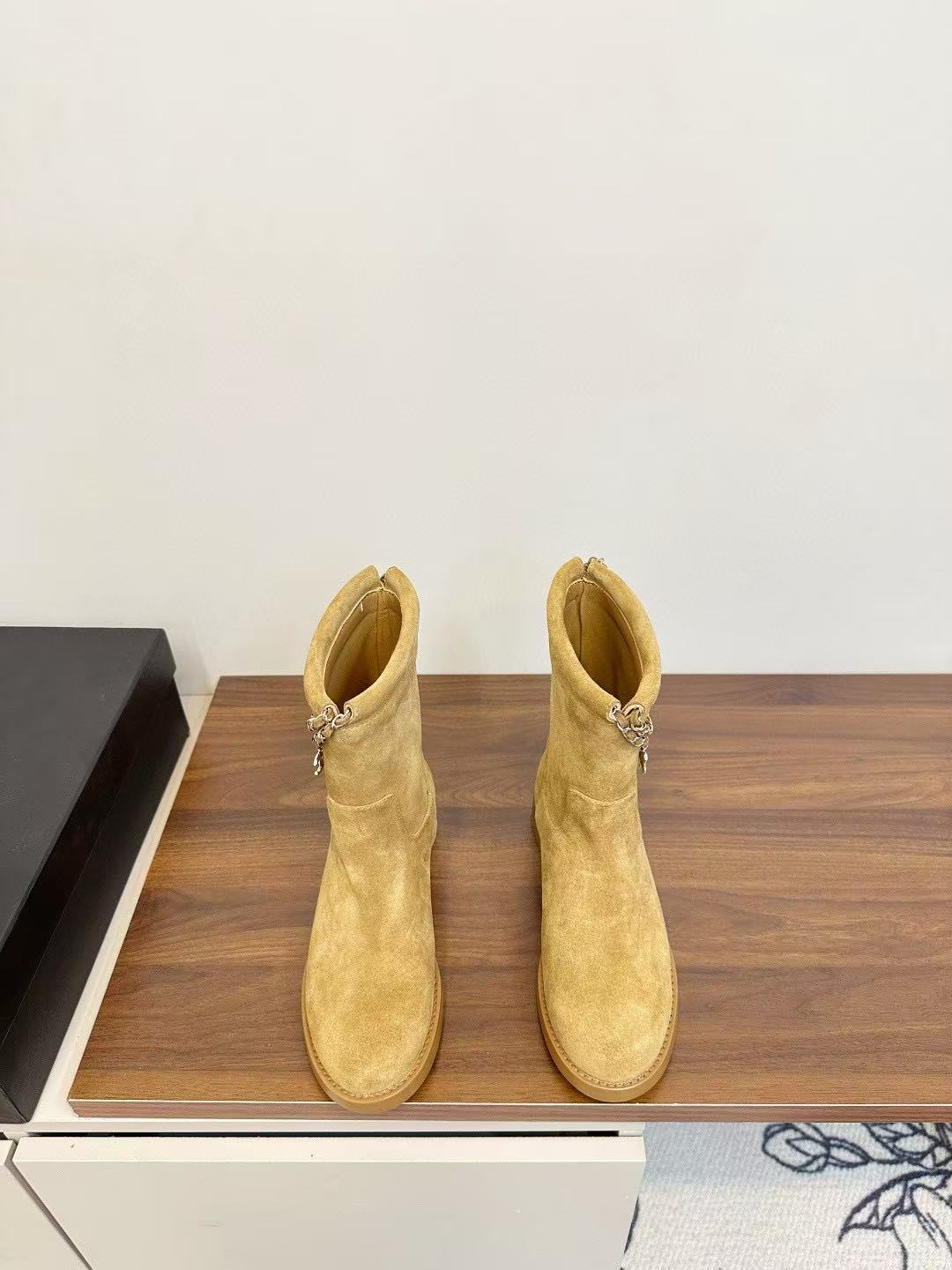 CHANE1 高品質チェーンディアレザーアンクルブーツ【50％割引+送料無料】