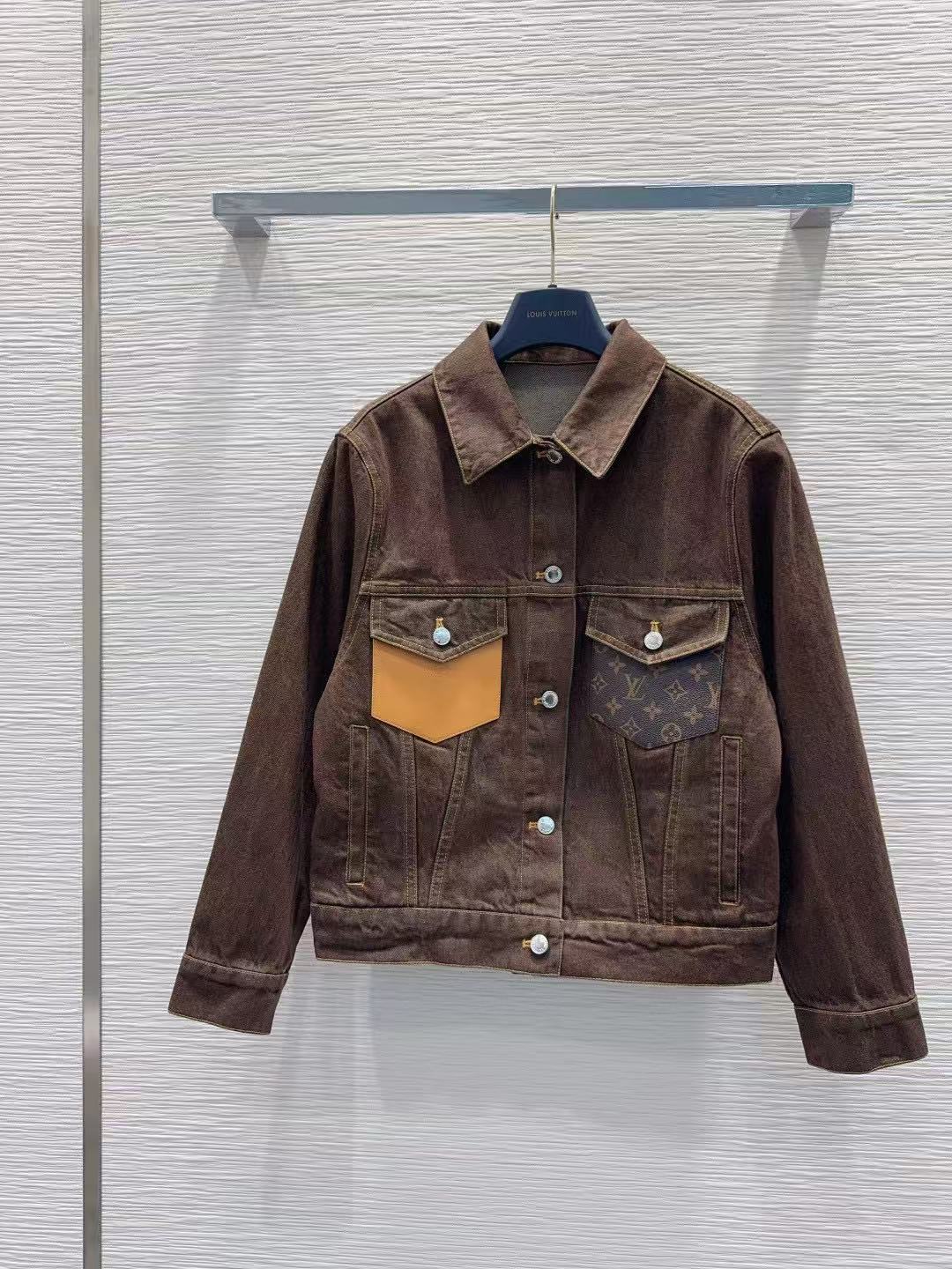 LVデニムジャケットとパンツのツーピースセット【50％割引+送料無料】