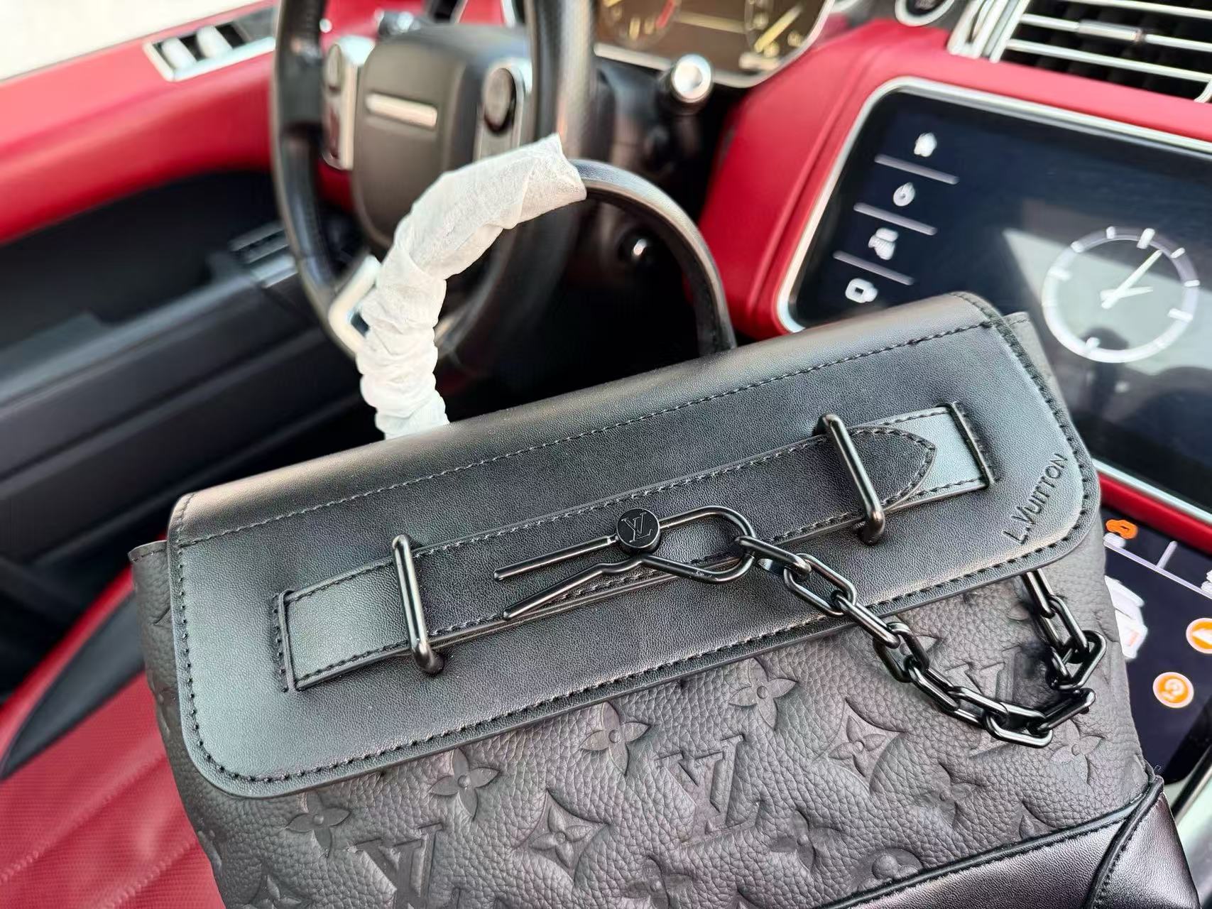 LVチェーンメンズショルダー/クロスボディバッグ【50％割引+送料無料】