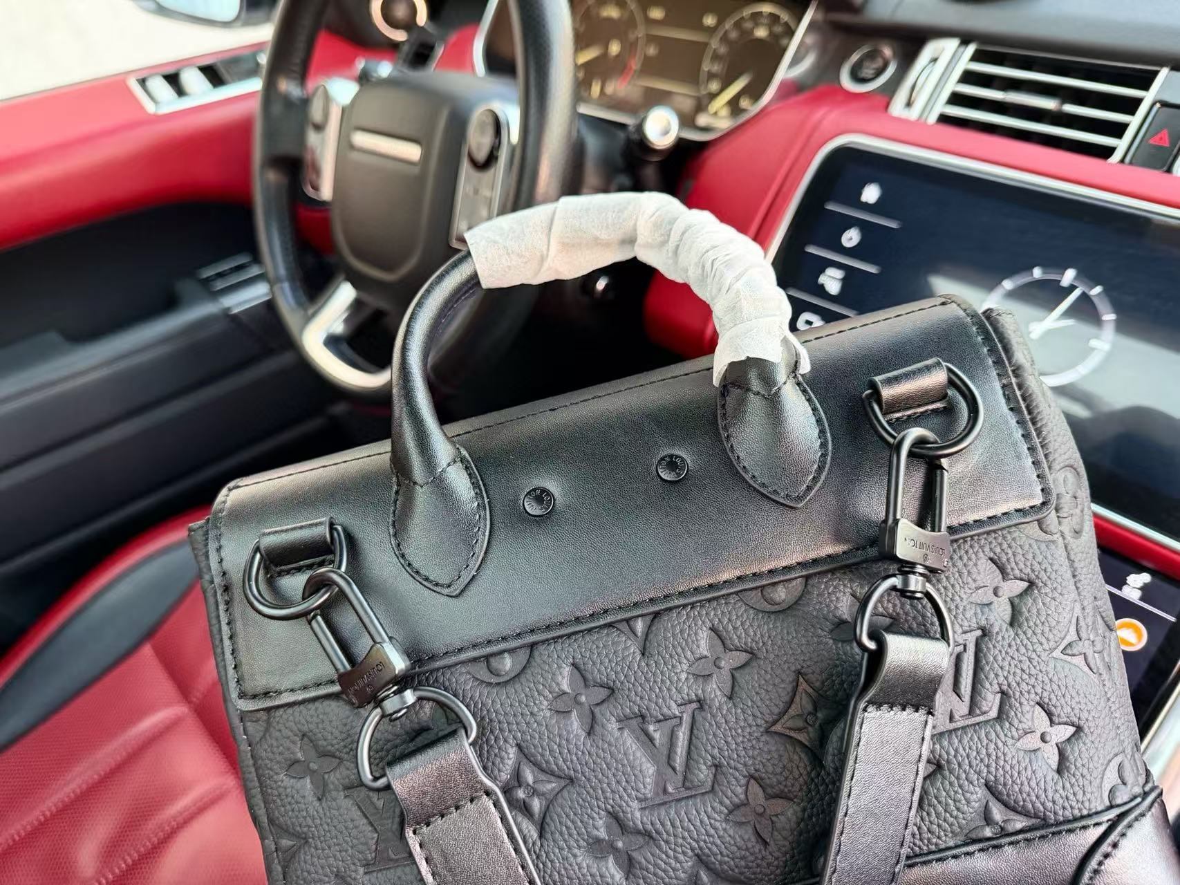 LVチェーンメンズショルダー/クロスボディバッグ【50％割引+送料無料】