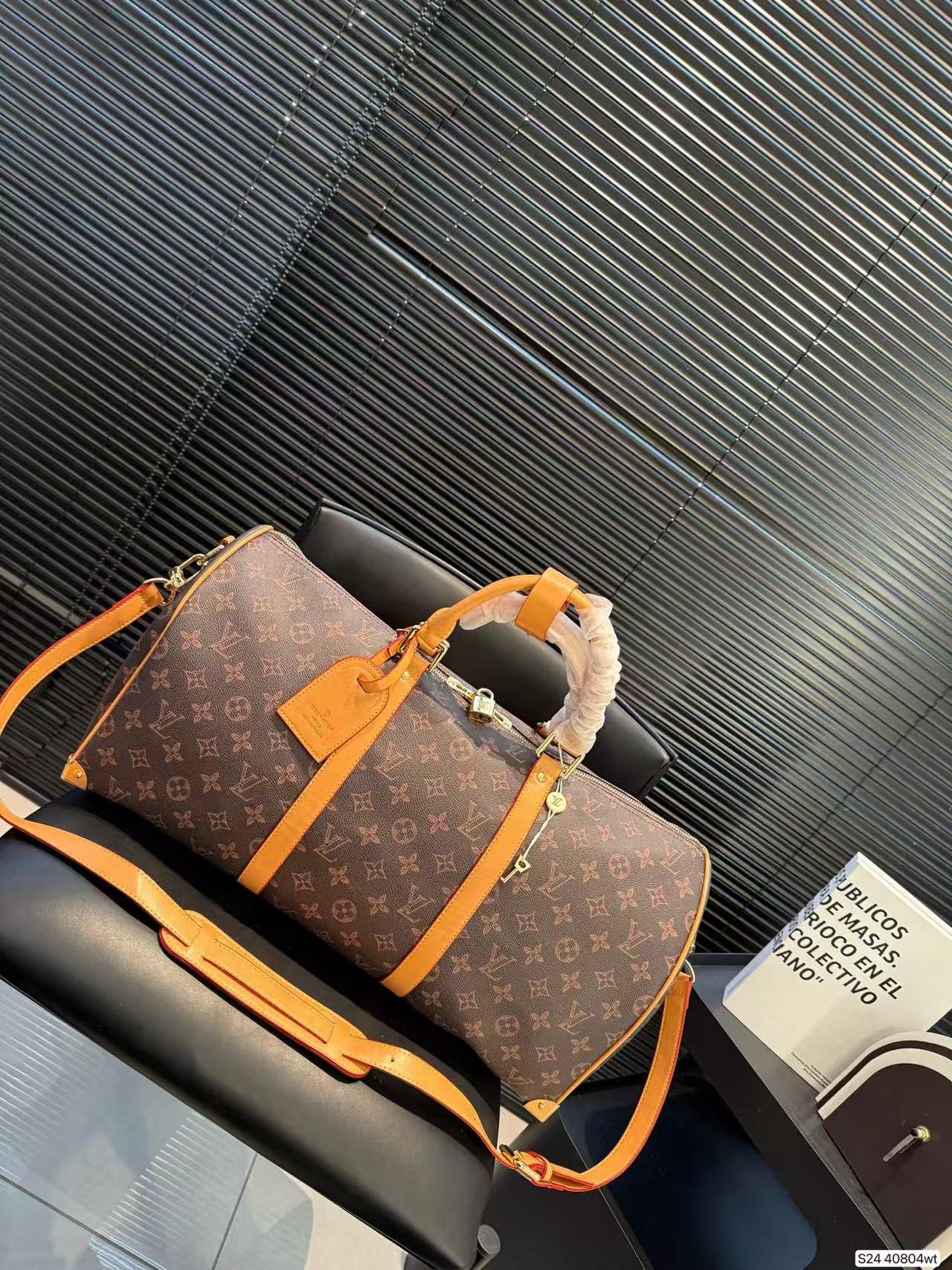 LVプリントトラベルバッグ【50％割引+送料無料】