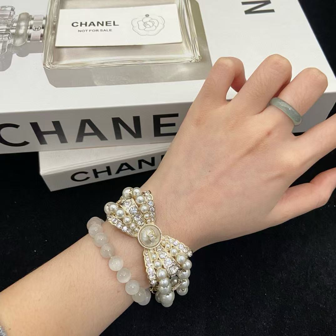 CHANE1 ボウ ダブルC パールブレスレット【50％割引+送料無料】