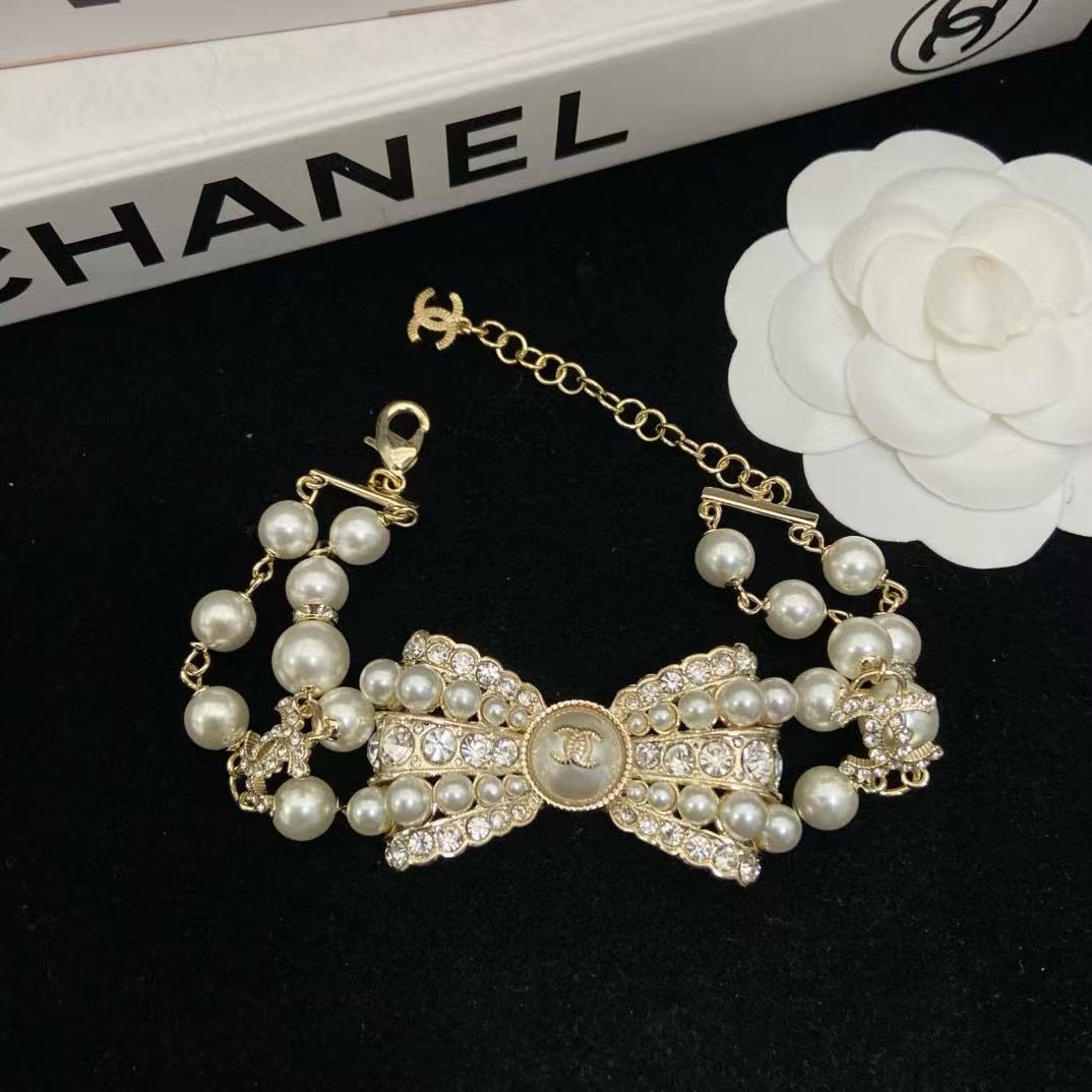 CHANE1 ボウ ダブルC パールブレスレット【50％割引+送料無料】