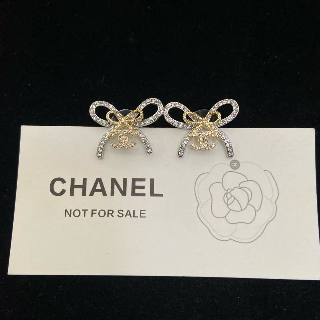 CHANE1 ボウ ダブルC ダイヤモンド スタッドピアス【50％割引+送料無料】