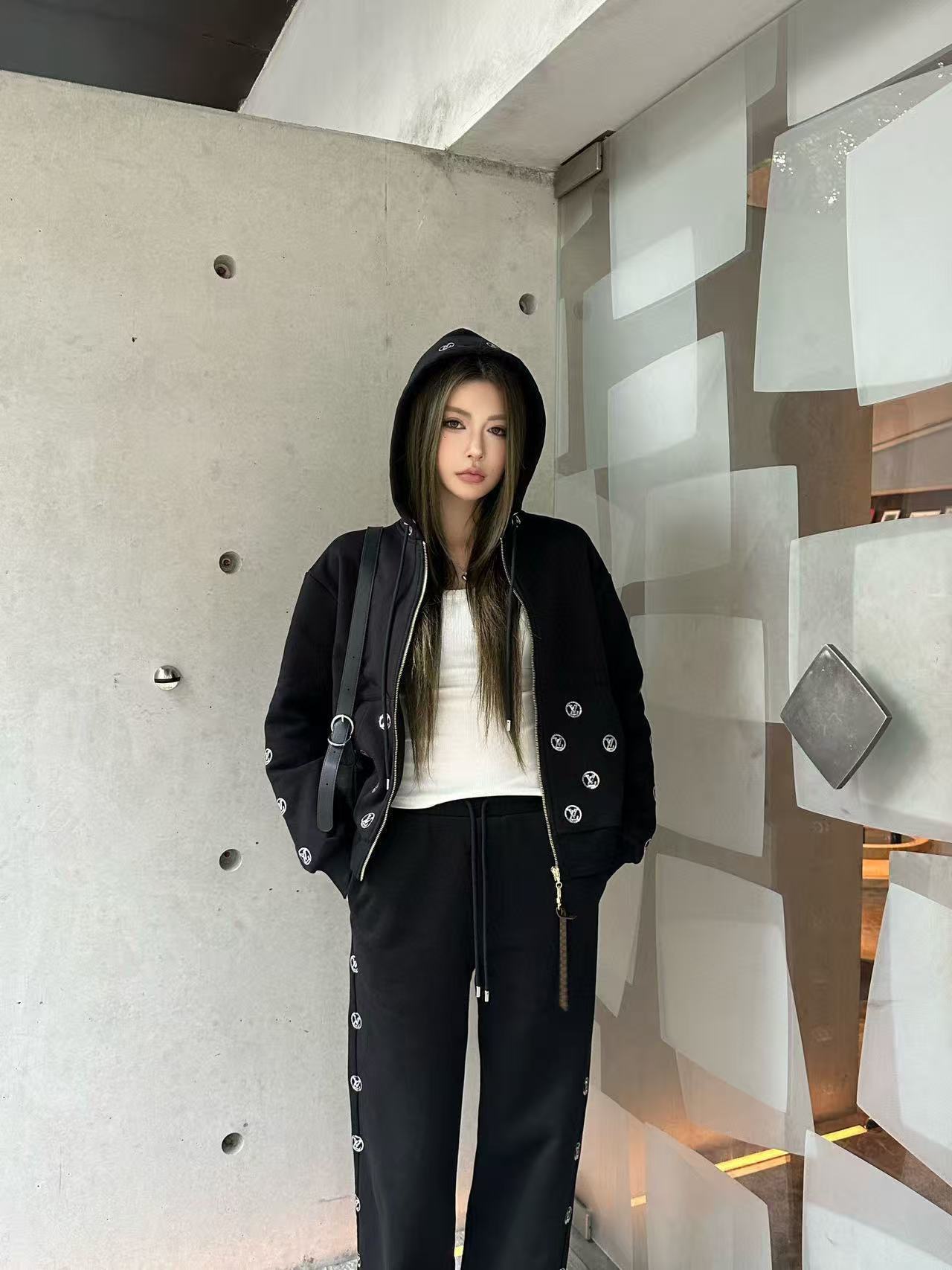 LVフード付きジップアップジャケット+パンツのツーピースセット【50％割引+送料無料】