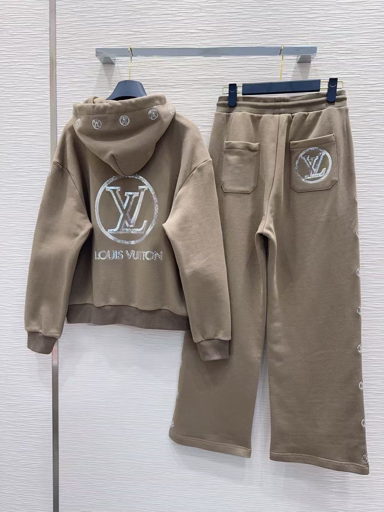 LVフード付きジップアップジャケット+パンツのツーピースセット【50％割引+送料無料】