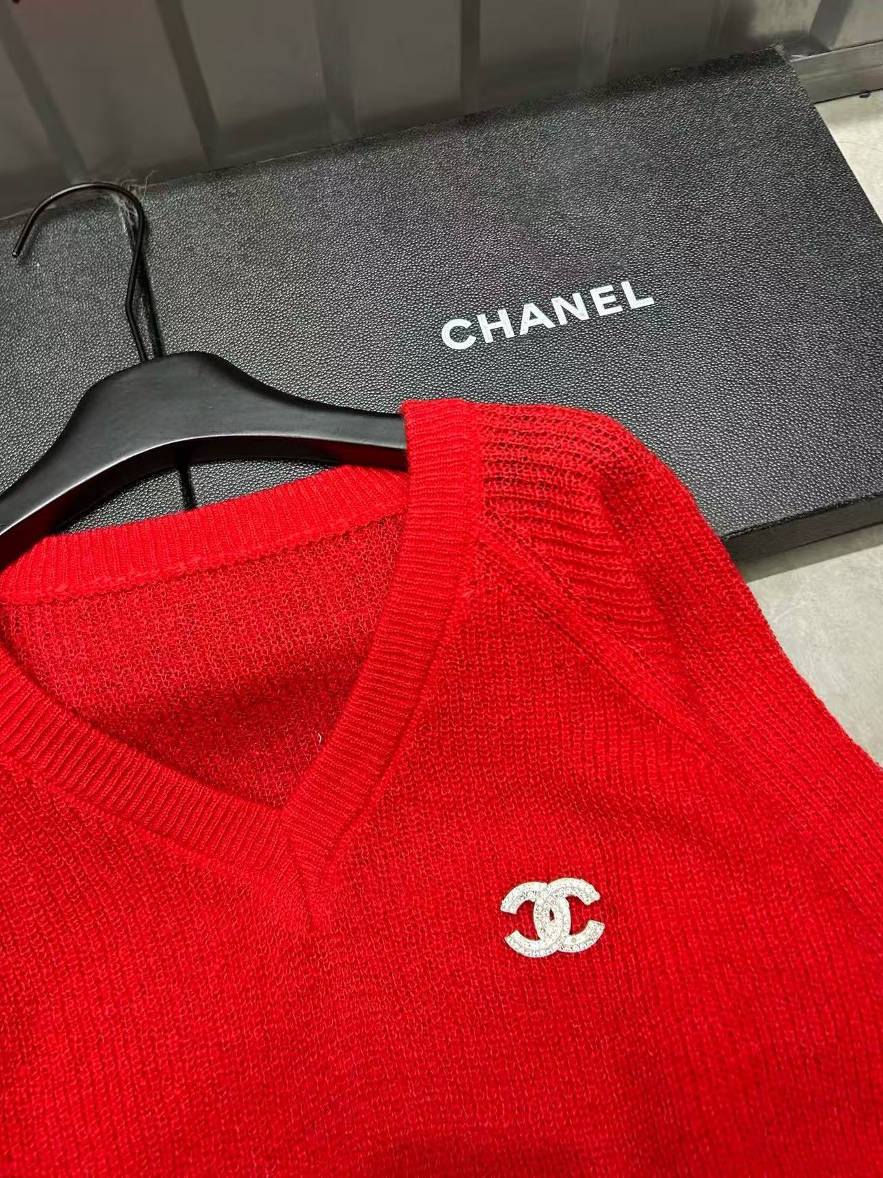 CHANE 1VネックダブルCウールセーター【50％割引+送料無料】