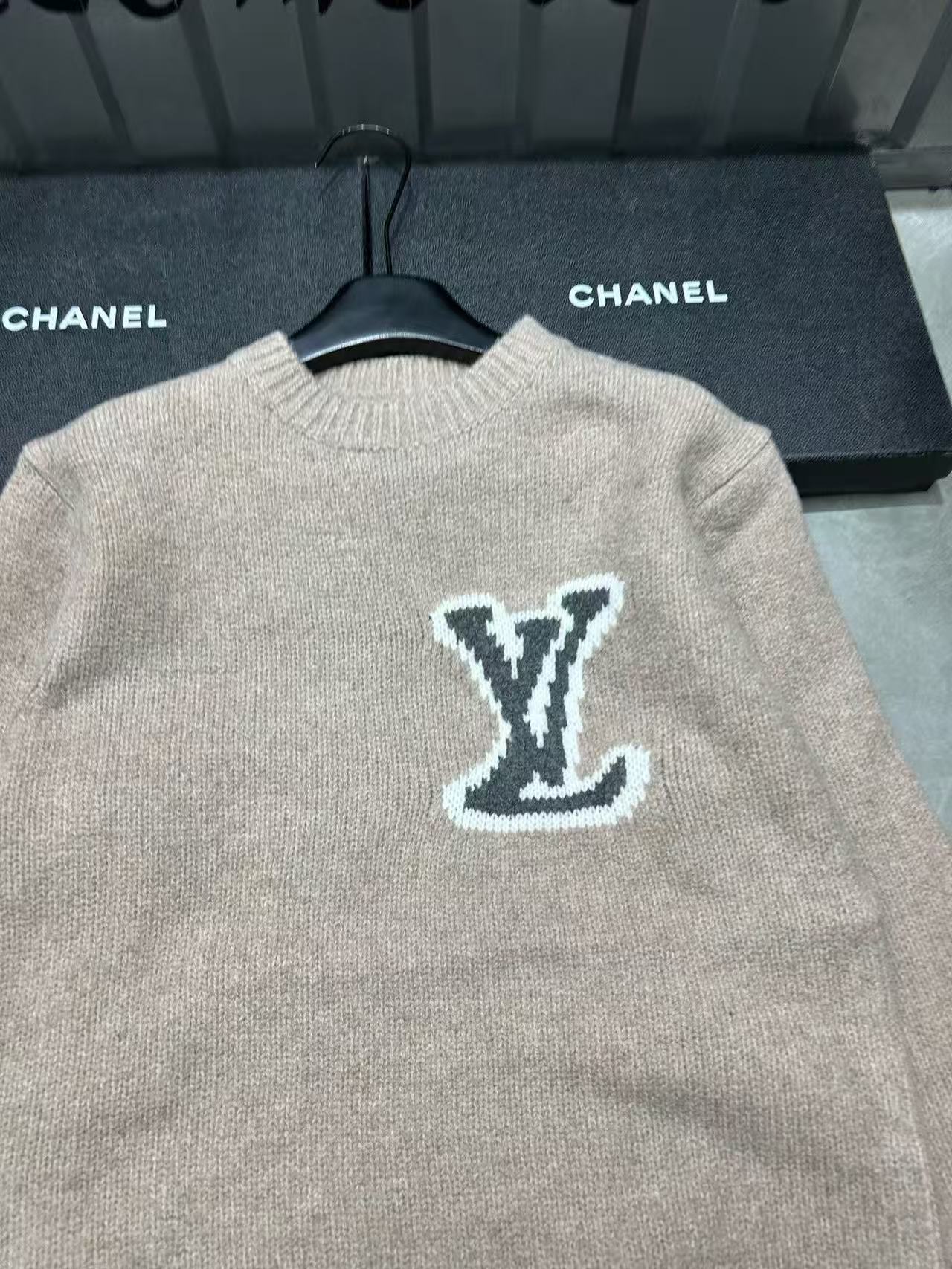 LVウールロゴセーター【50％割引+送料無料】