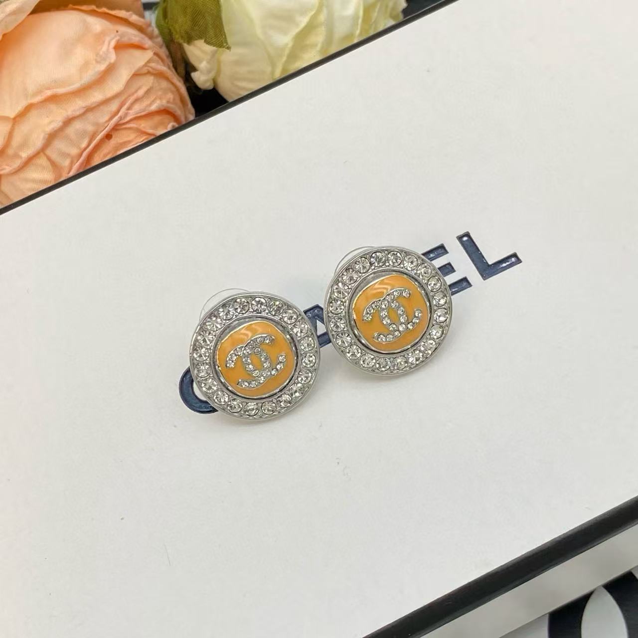 CHANE1 ダイヤモンドセット ダブルC ラウンドスタッドピアス【50％割引+送料無料】