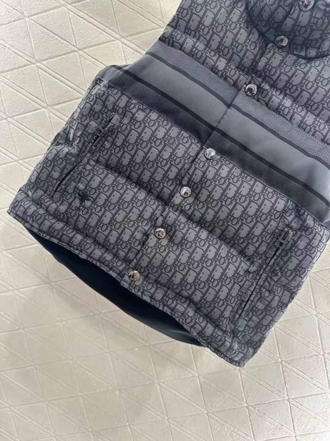 DIOR ジャカード ダウンベスト【50％割引+送料無料】