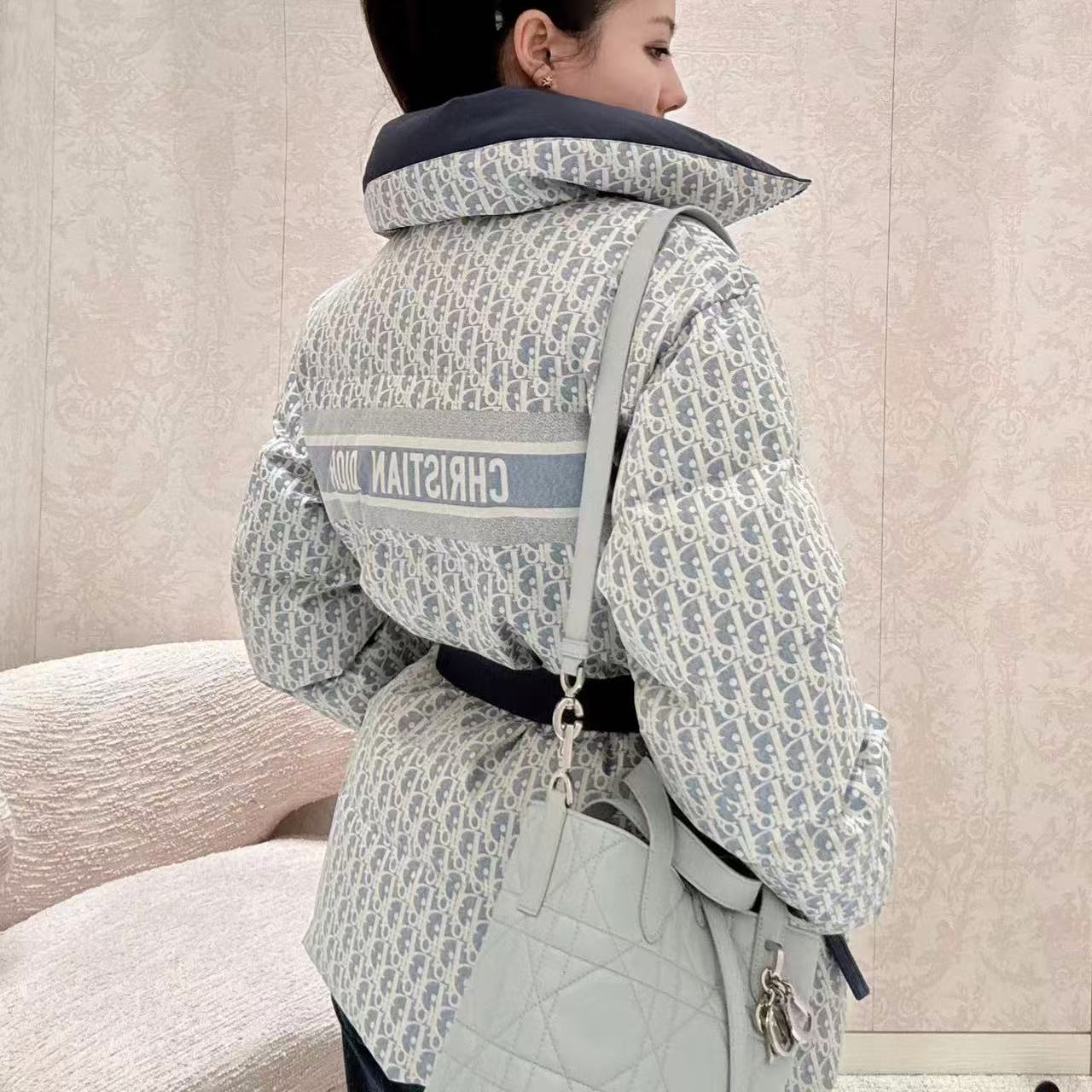 DIOR ジャカード ダウンジャケット【50％割引+送料無料】