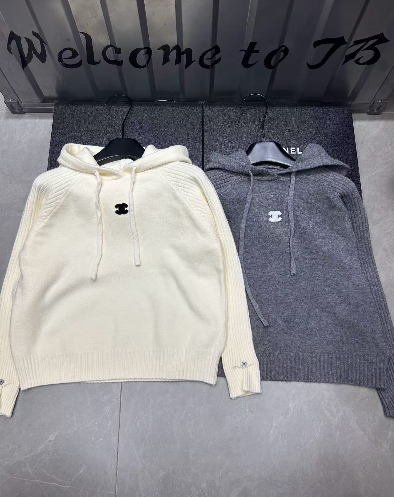 CHANE1 ダブルC フード付きウールセーター【50％割引+送料無料】