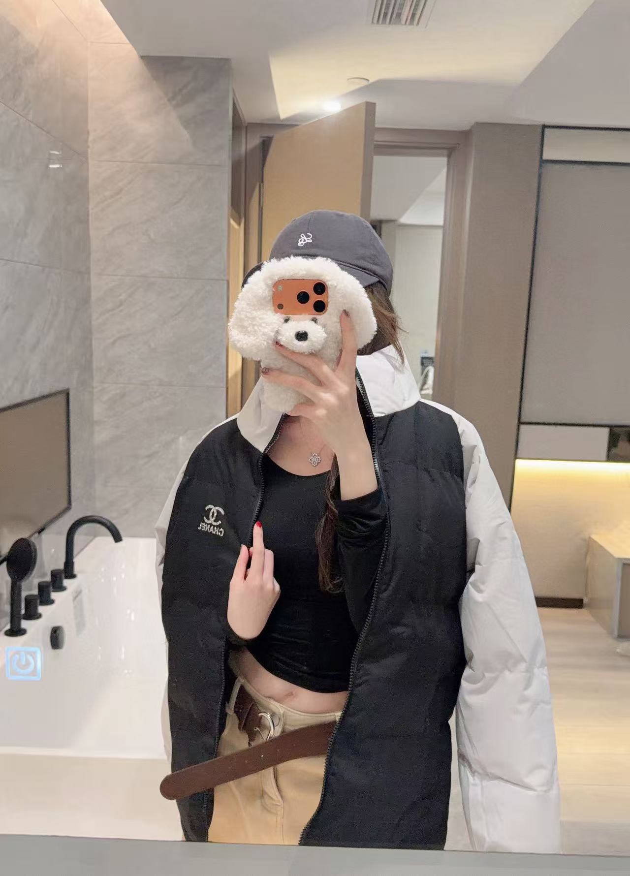 CHANE1 ブラック＆ホワイト ダブルC シックンドジャケット【50％割引+送料無料】