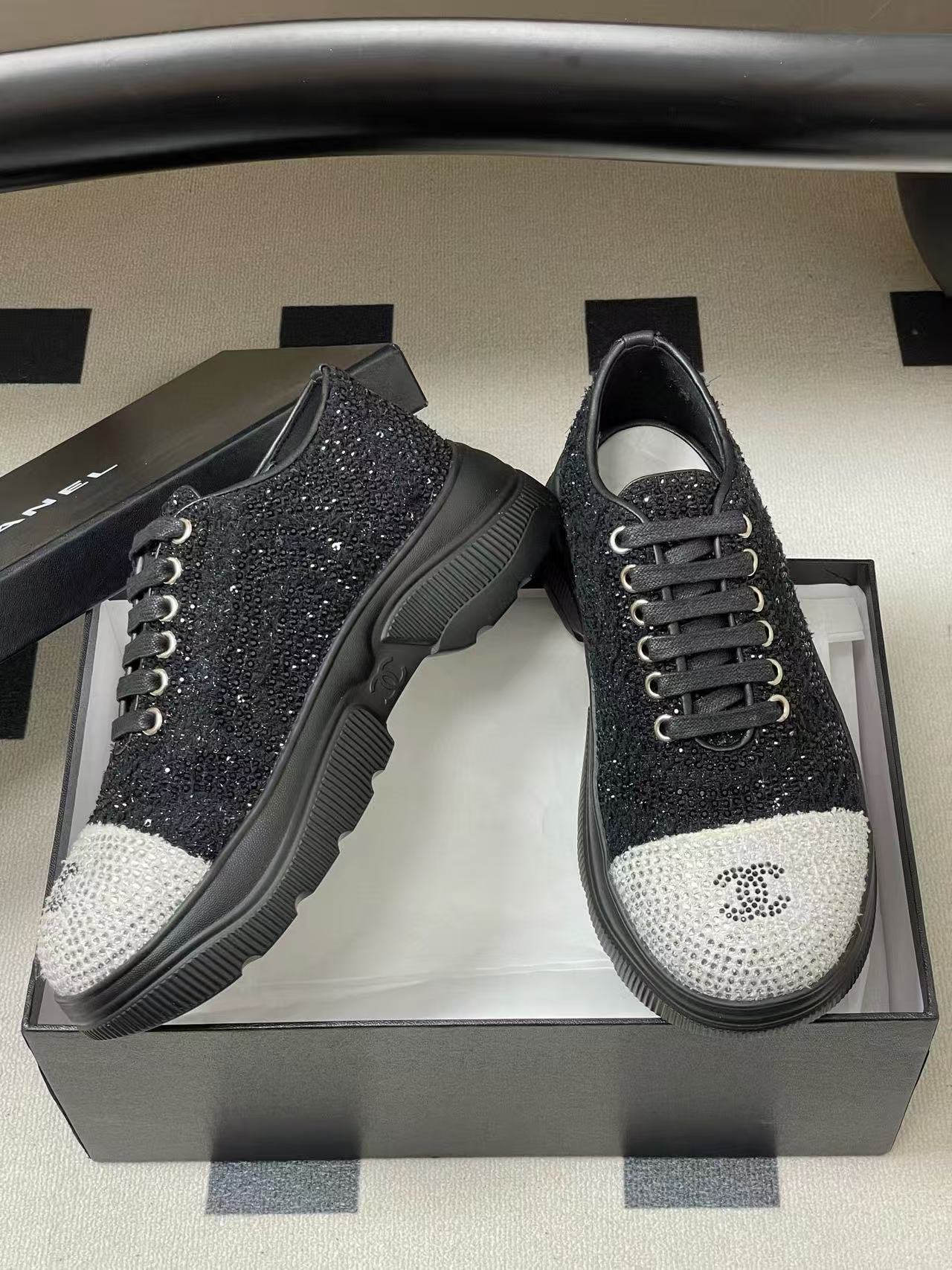 CHANE1 高品質ラインストーンプラットフォームカジュアルシューズ【50％割引+送料無料】