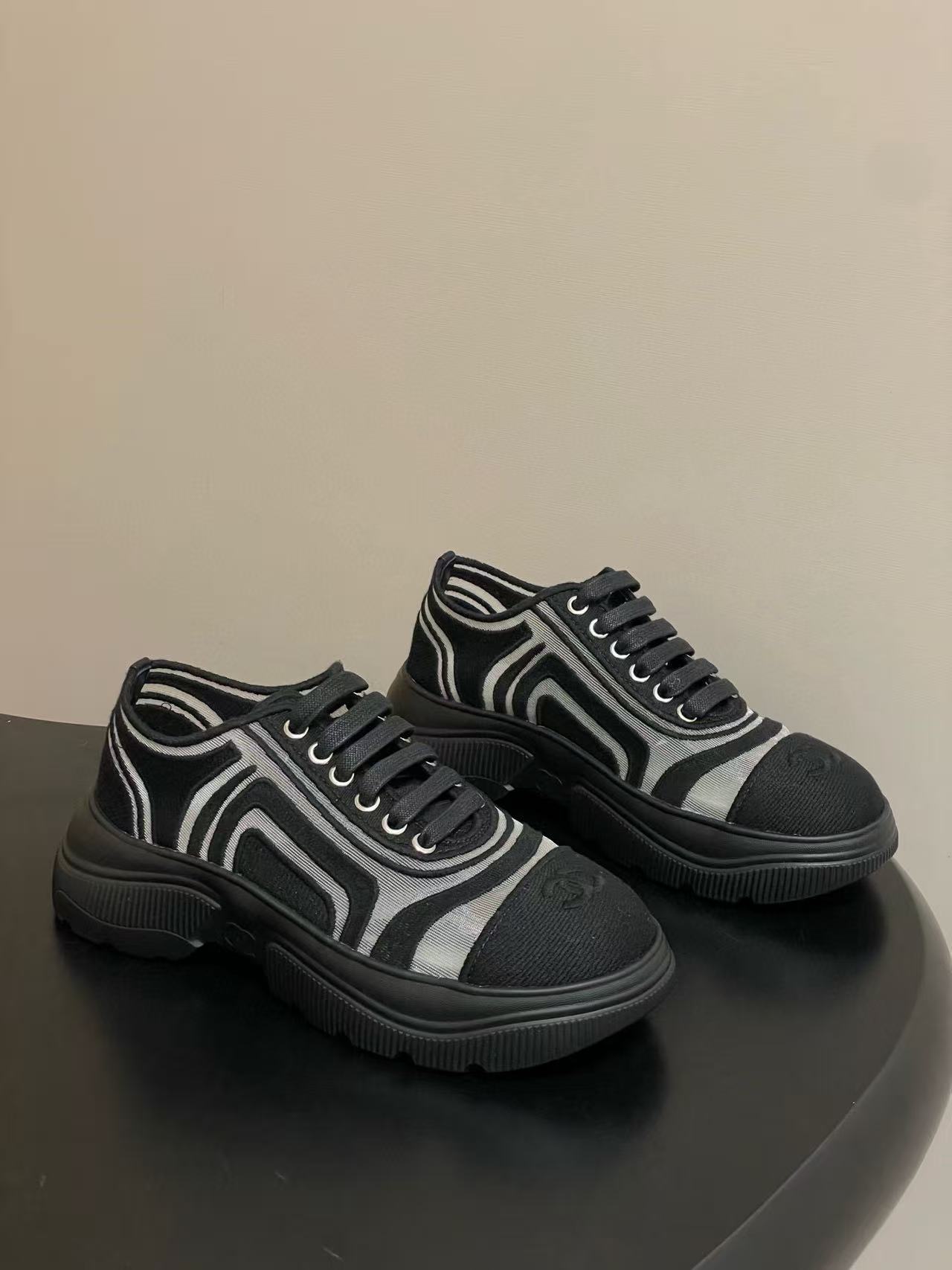 CHANE1 高品質厚底スニーカー【50％割引+送料無料】