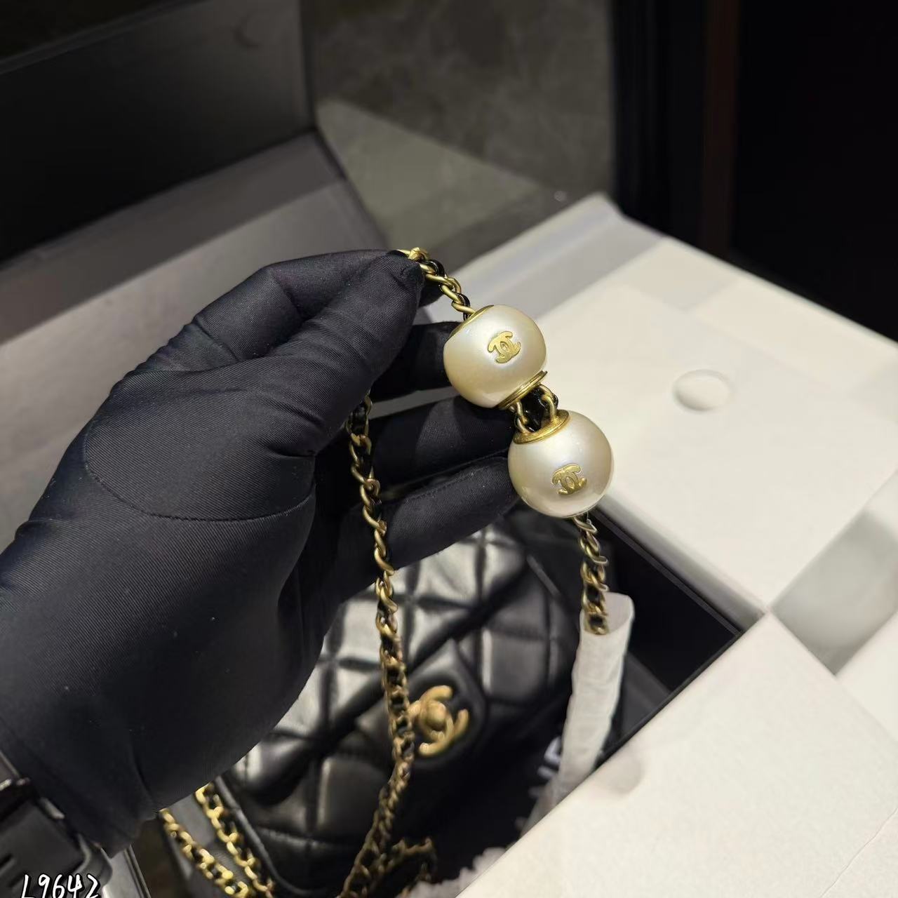 CHANE1 パールチェーンバッグ【50％割引+送料無料】