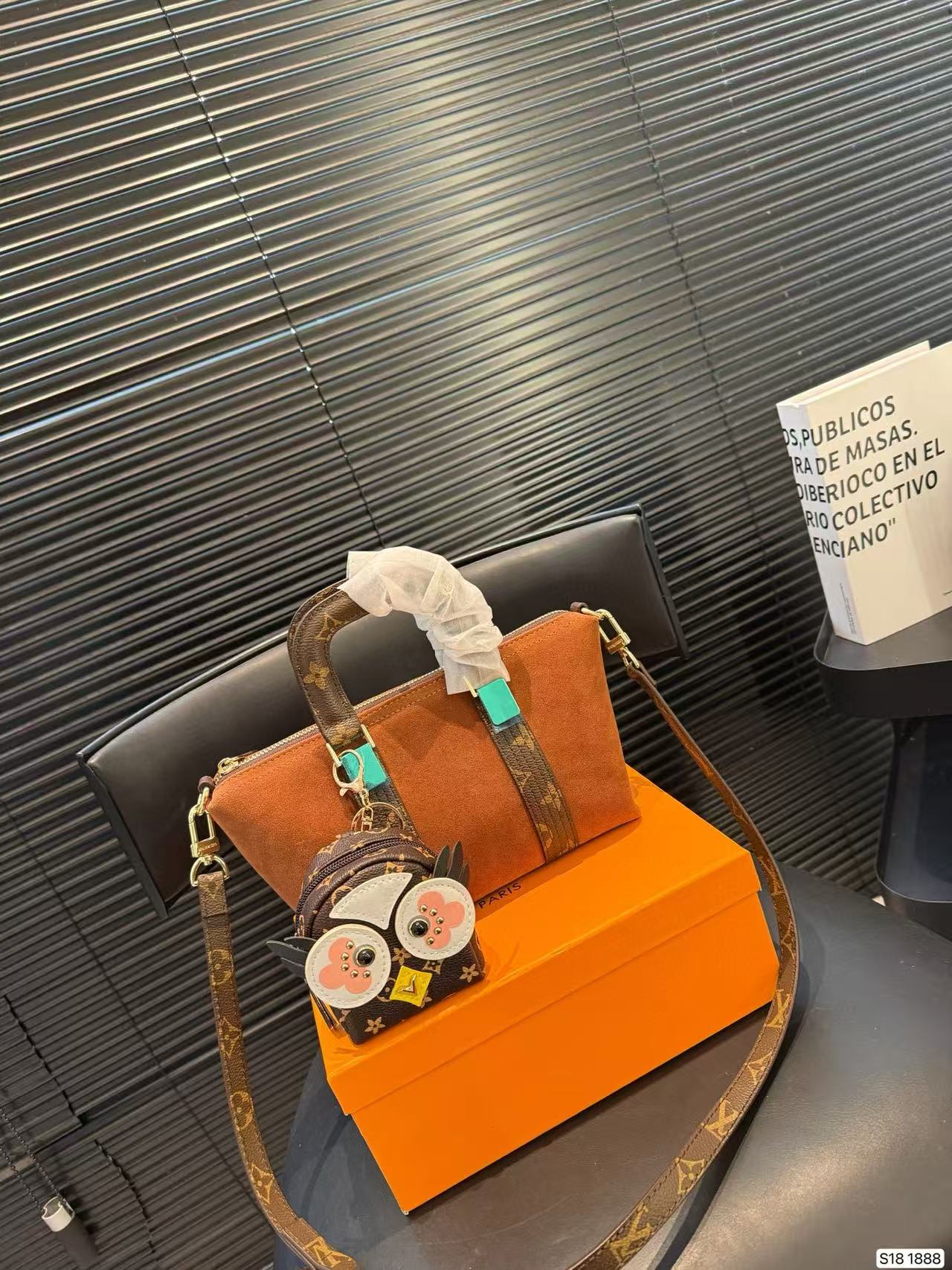 LVディアスキンハンドバッグ【50％割引+送料無料】