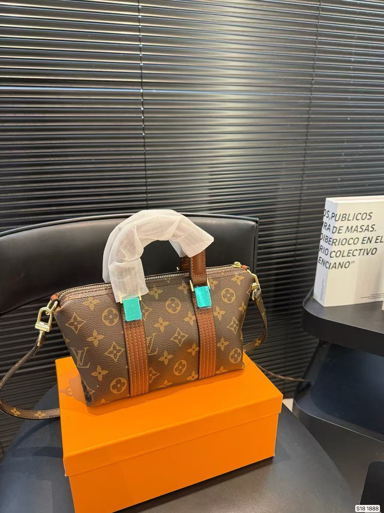 LVプリントハンドバッグ【50％割引+送料無料】