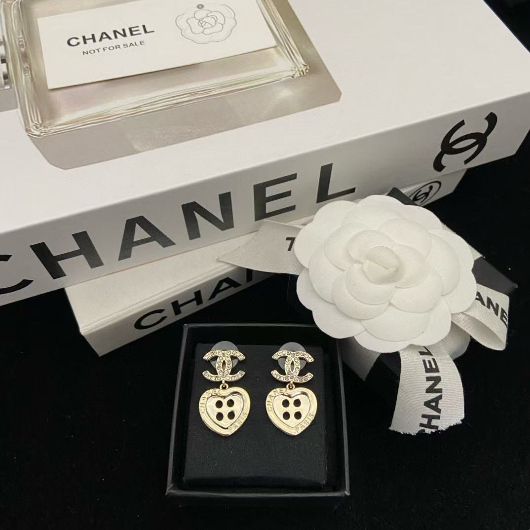 CHANE1 ダブルC ハート イヤリング【50％割引+送料無料】