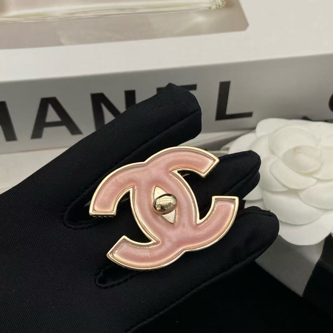CHANE1 ダブルC ピンクブローチ【50％割引+送料無料】
