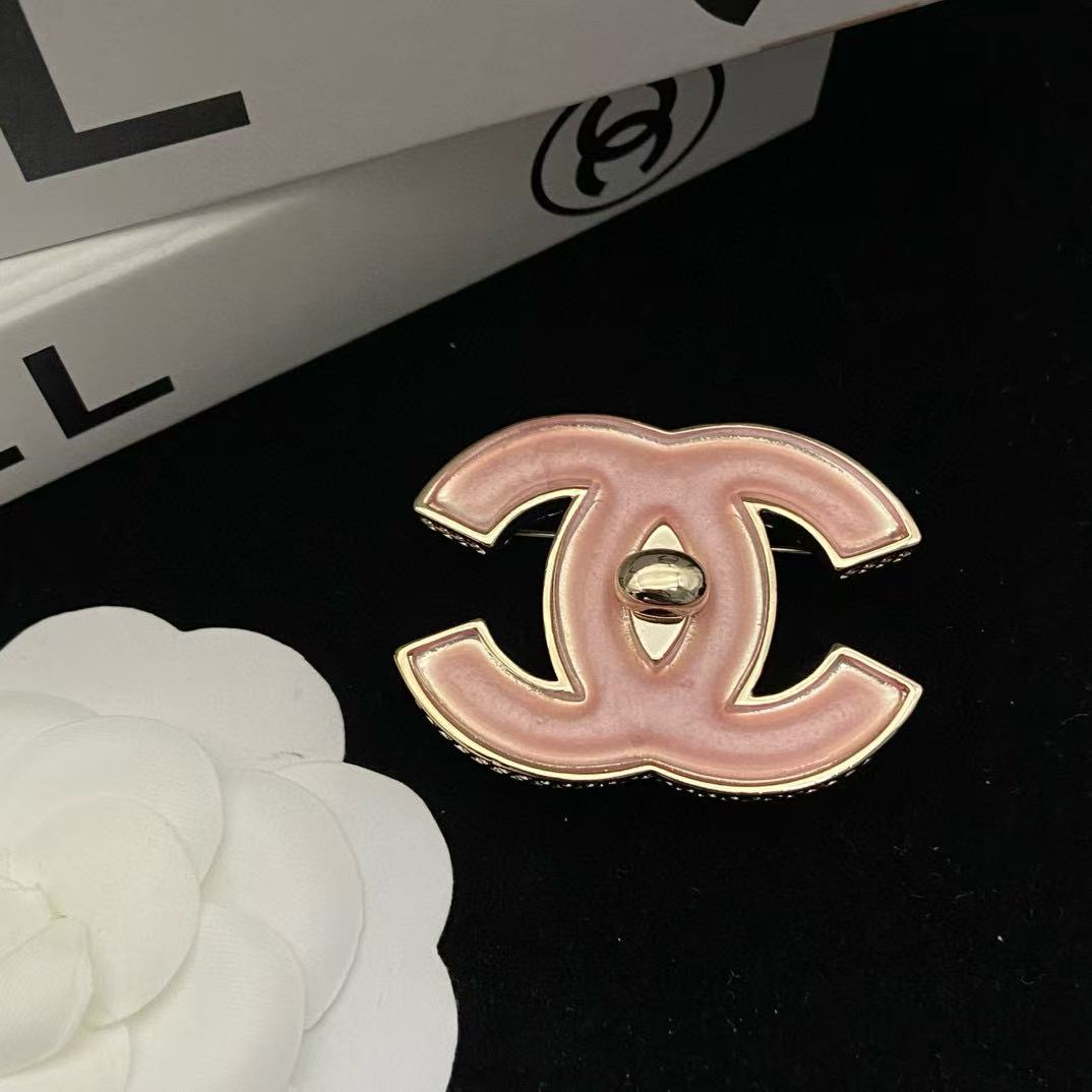 CHANE1 ダブルC ピンクブローチ【50％割引+送料無料】