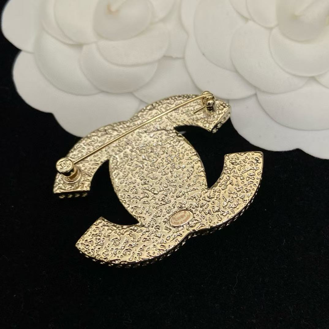 CHANE1 ダブルC ピンクブローチ【50％割引+送料無料】