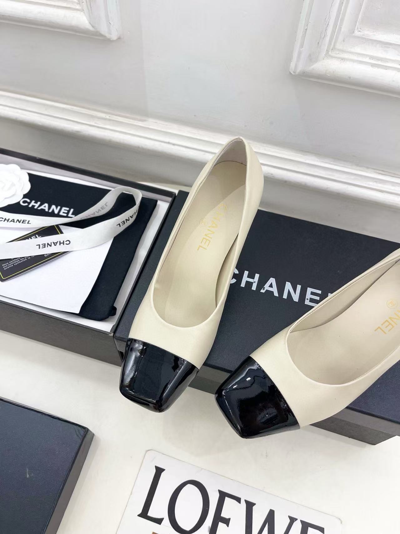 CHANE1高品質ダブルCスクエアトゥハイヒール【50％割引+送料無料】