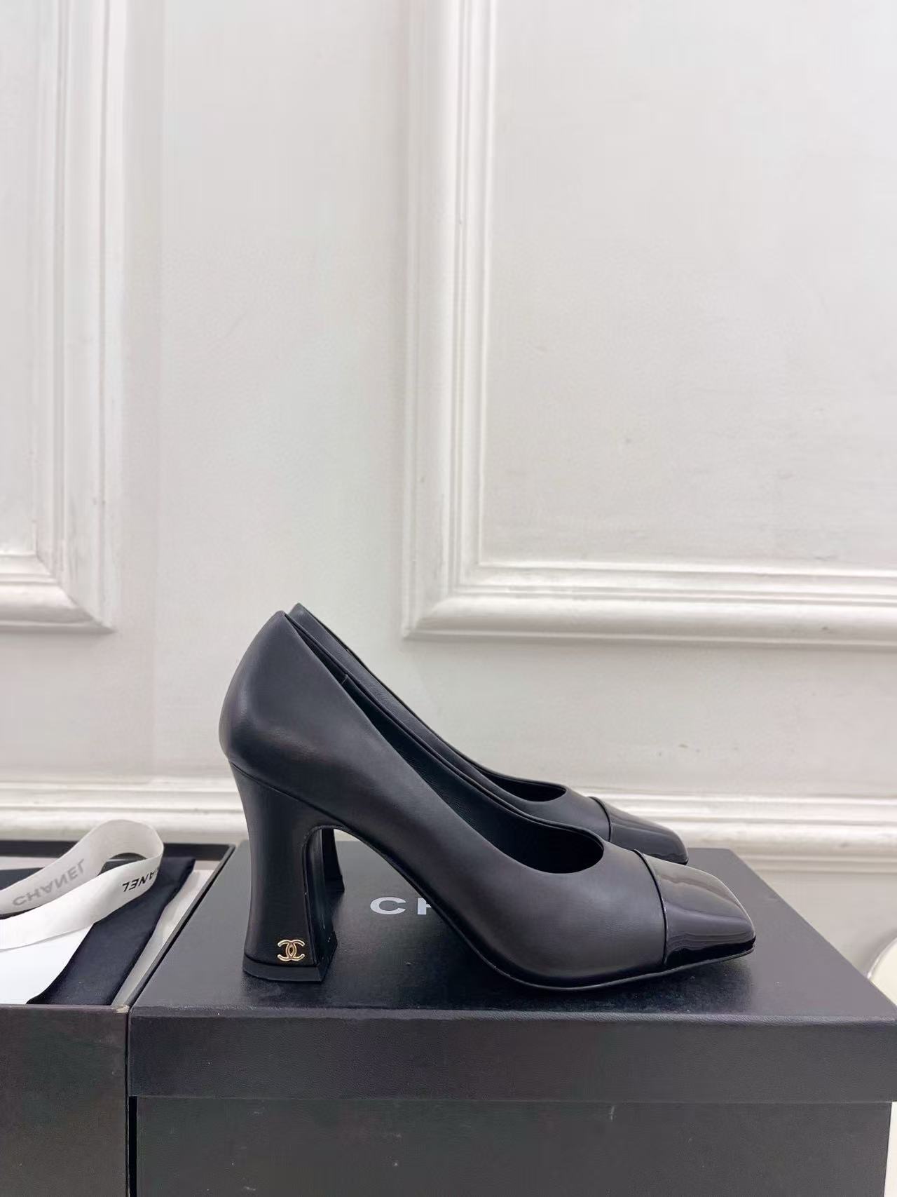CHANE1高品質ダブルCスクエアトゥハイヒール【50％割引+送料無料】