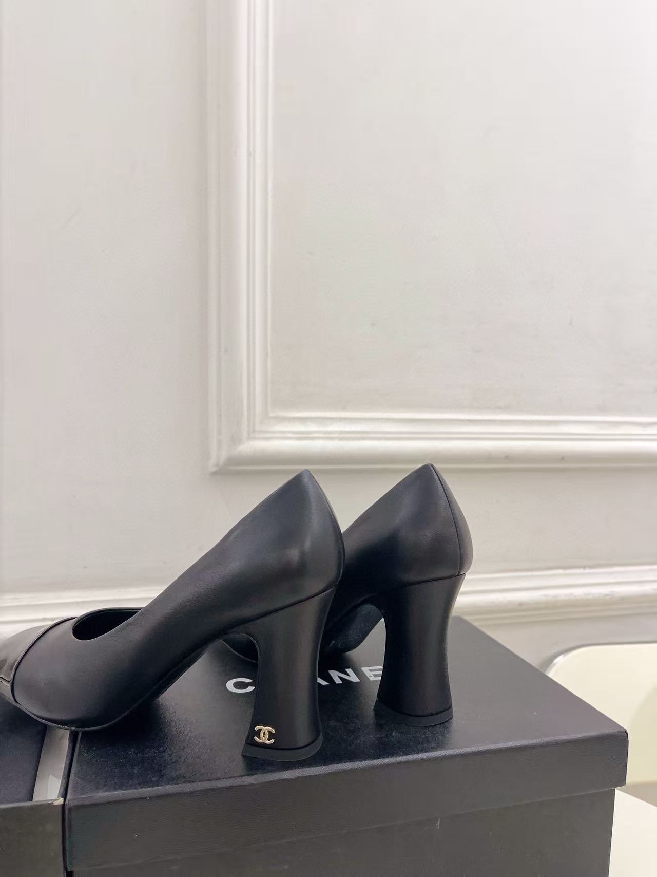 CHANE1高品質ダブルCスクエアトゥハイヒール【50％割引+送料無料】