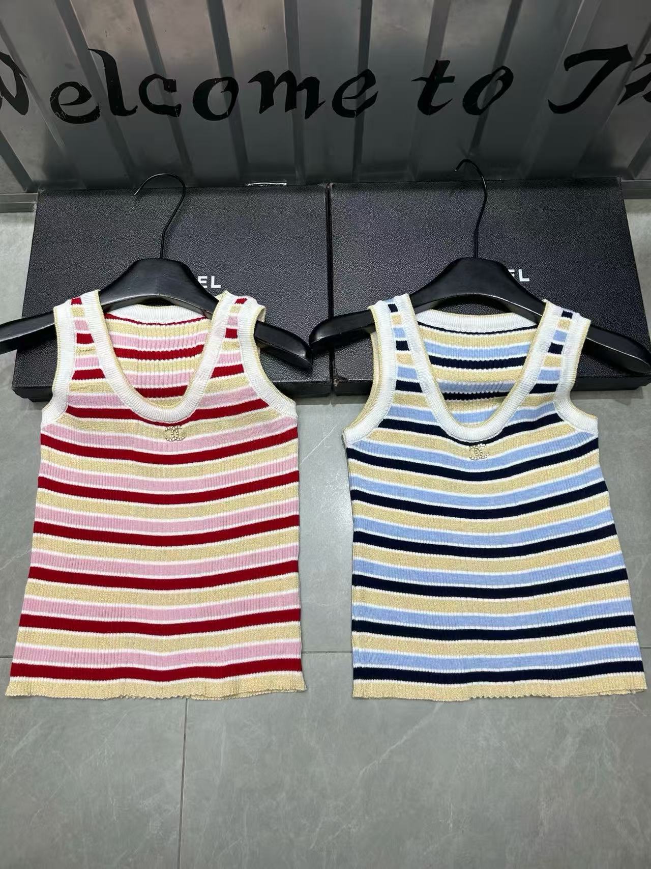 CHANE1 ダブルC ストライプウールベスト【50％割引+送料無料】